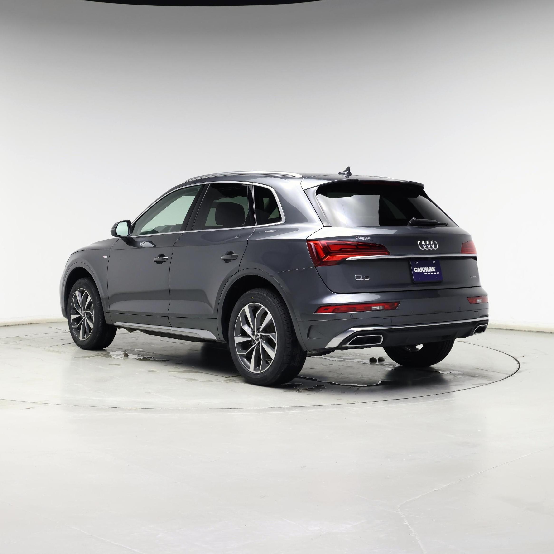 Thumbnail: 2022 Audi Q5 - 2