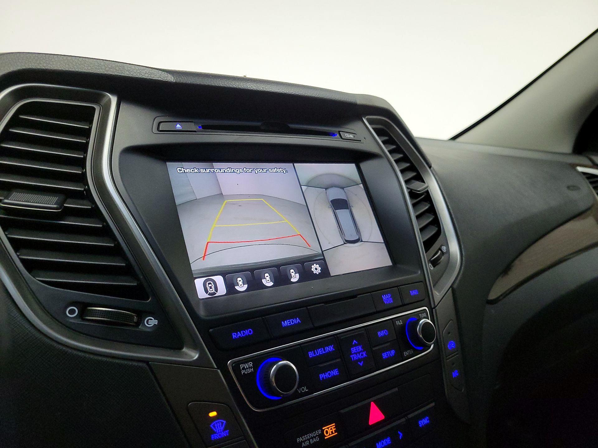 Thumbnail: 2017 Hyundai Santa Fe - 15