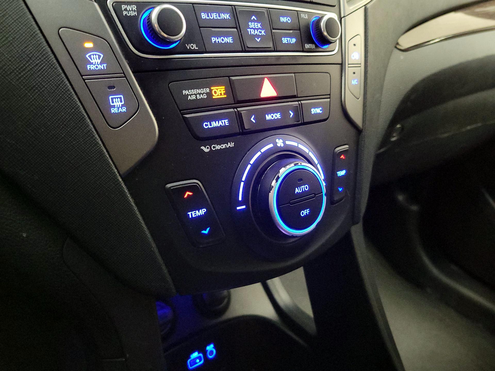 Thumbnail: 2017 Hyundai Santa Fe - 17