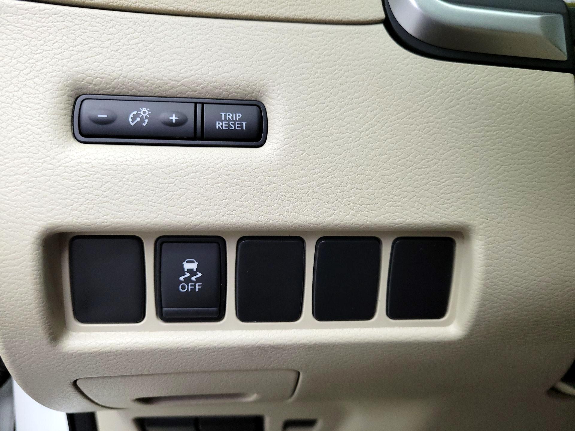 Thumbnail: 2018 Nissan Murano - 13