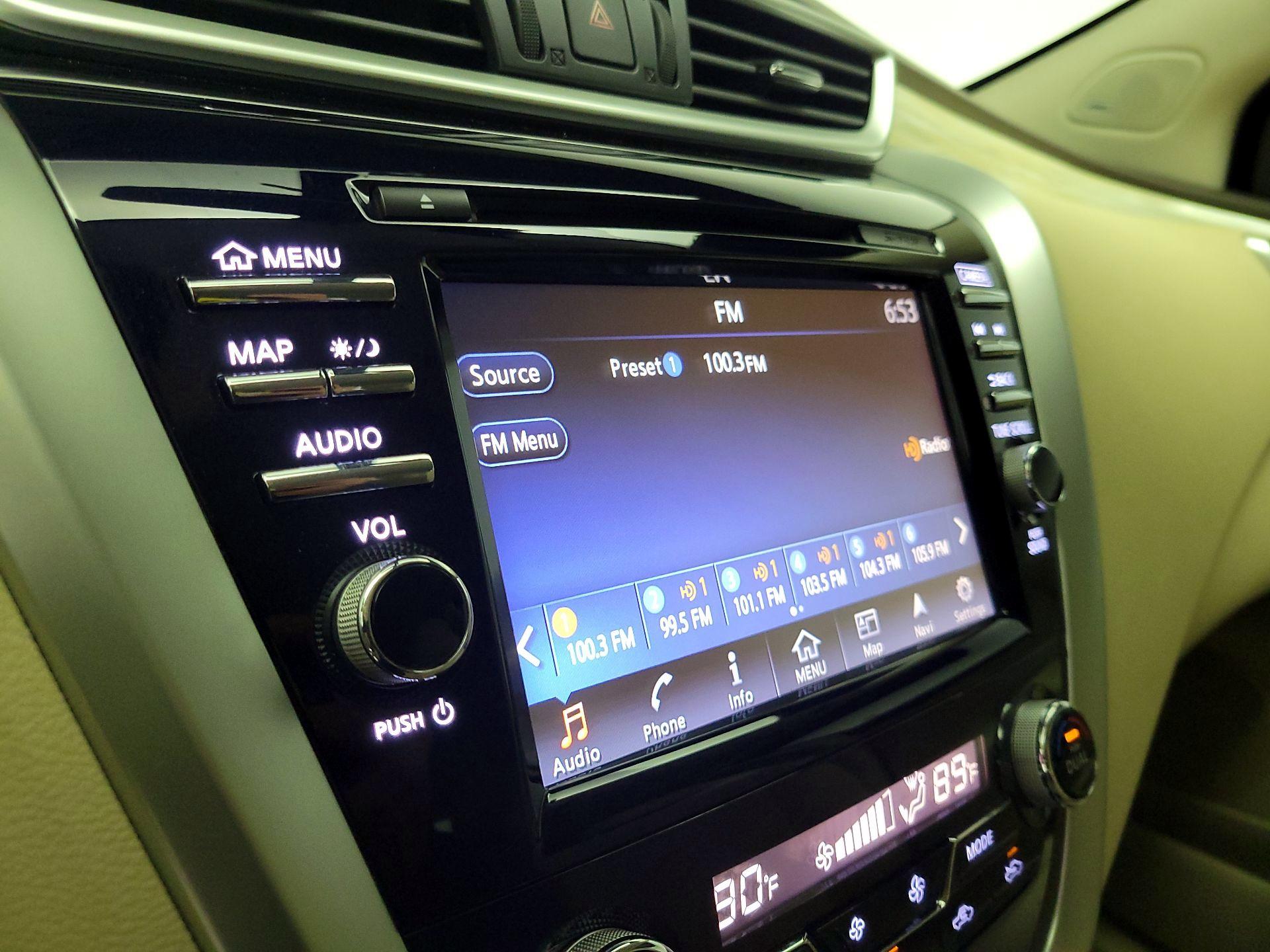 Thumbnail: 2018 Nissan Murano - 16