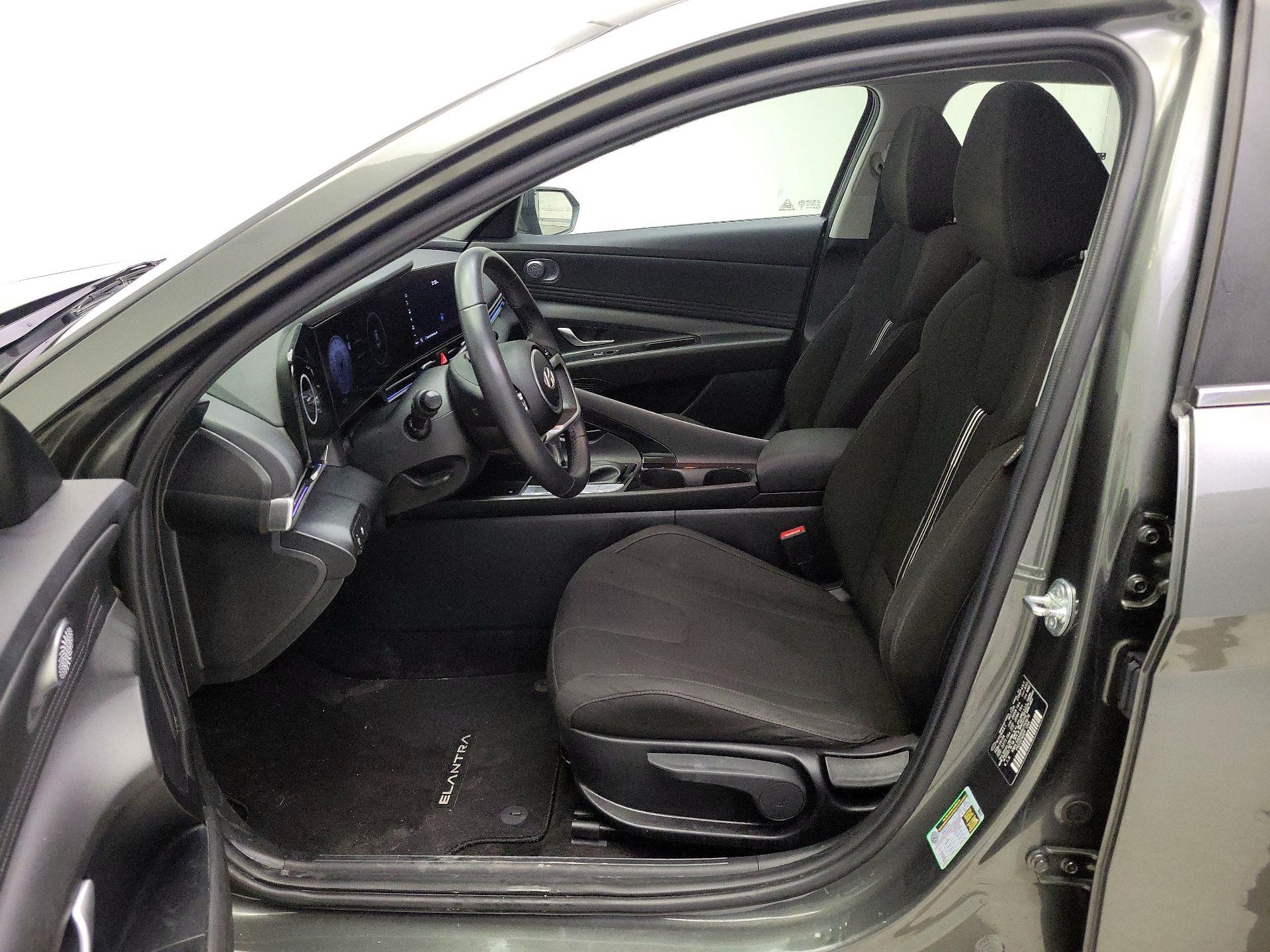 Thumbnail: 2024 Hyundai Elantra - 11