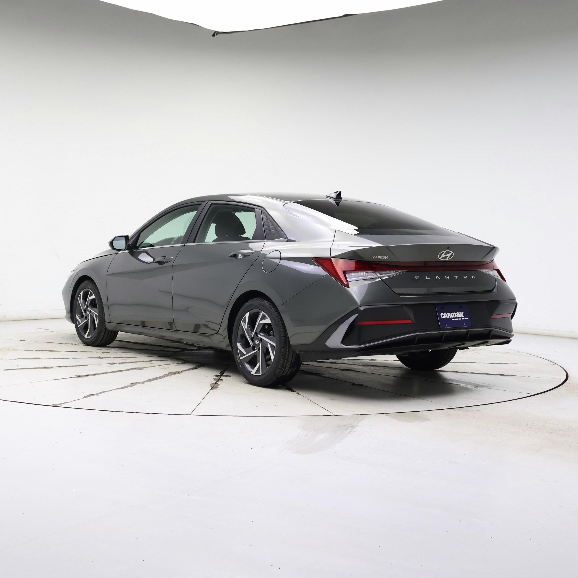 Thumbnail: 2024 Hyundai Elantra - 2