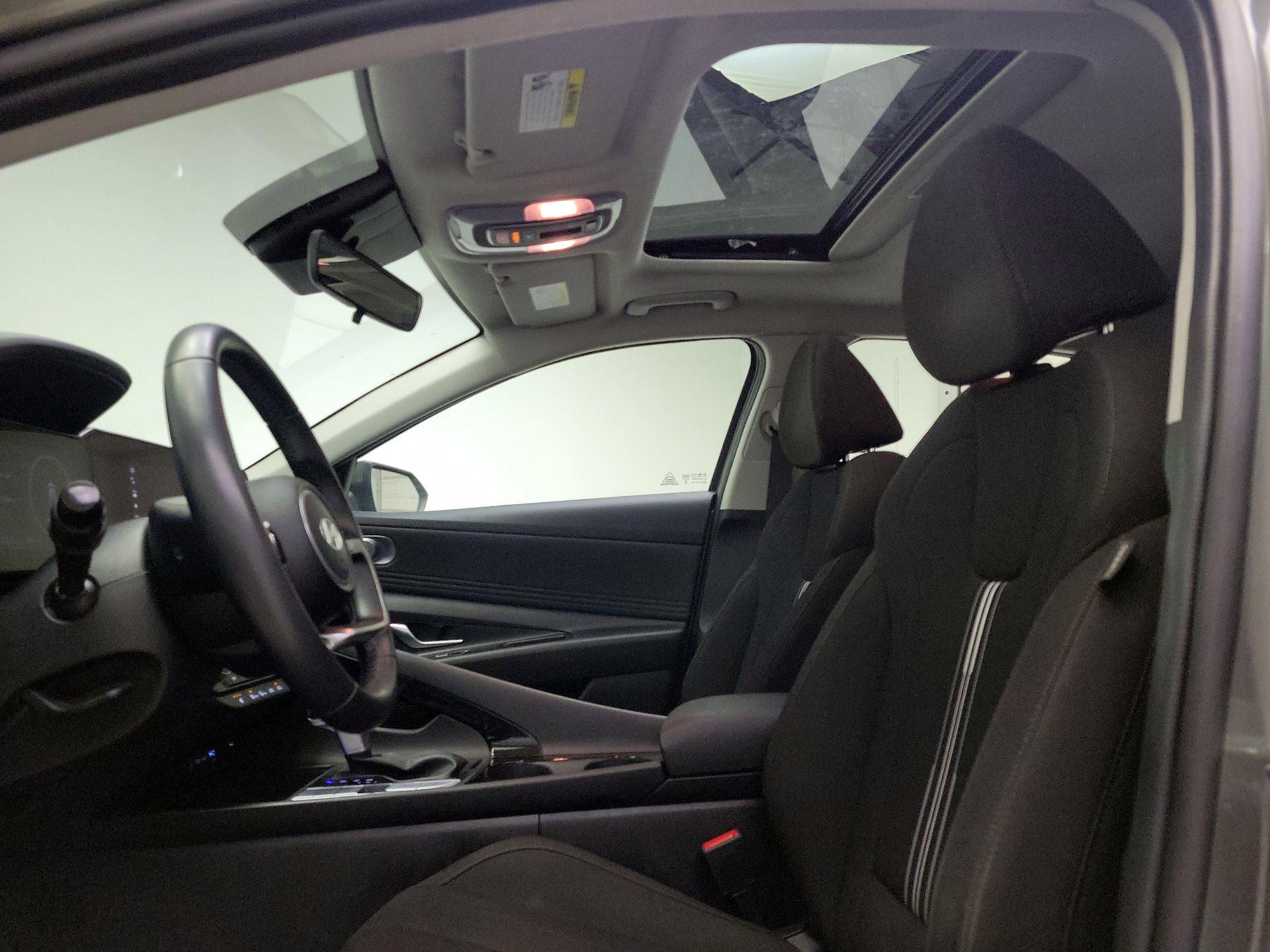 Thumbnail: 2024 Hyundai Elantra - 20