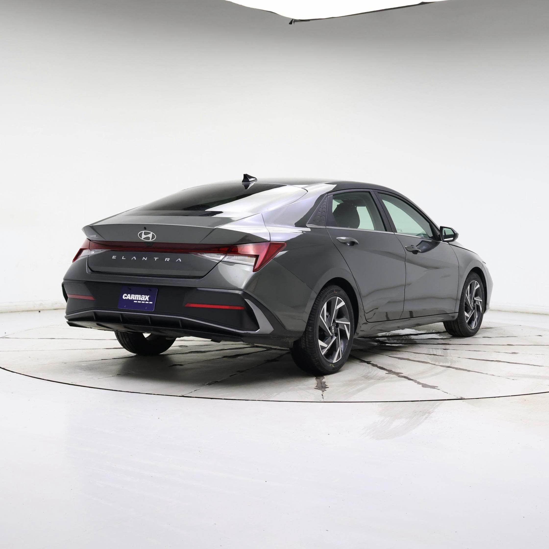 Thumbnail: 2024 Hyundai Elantra - 8