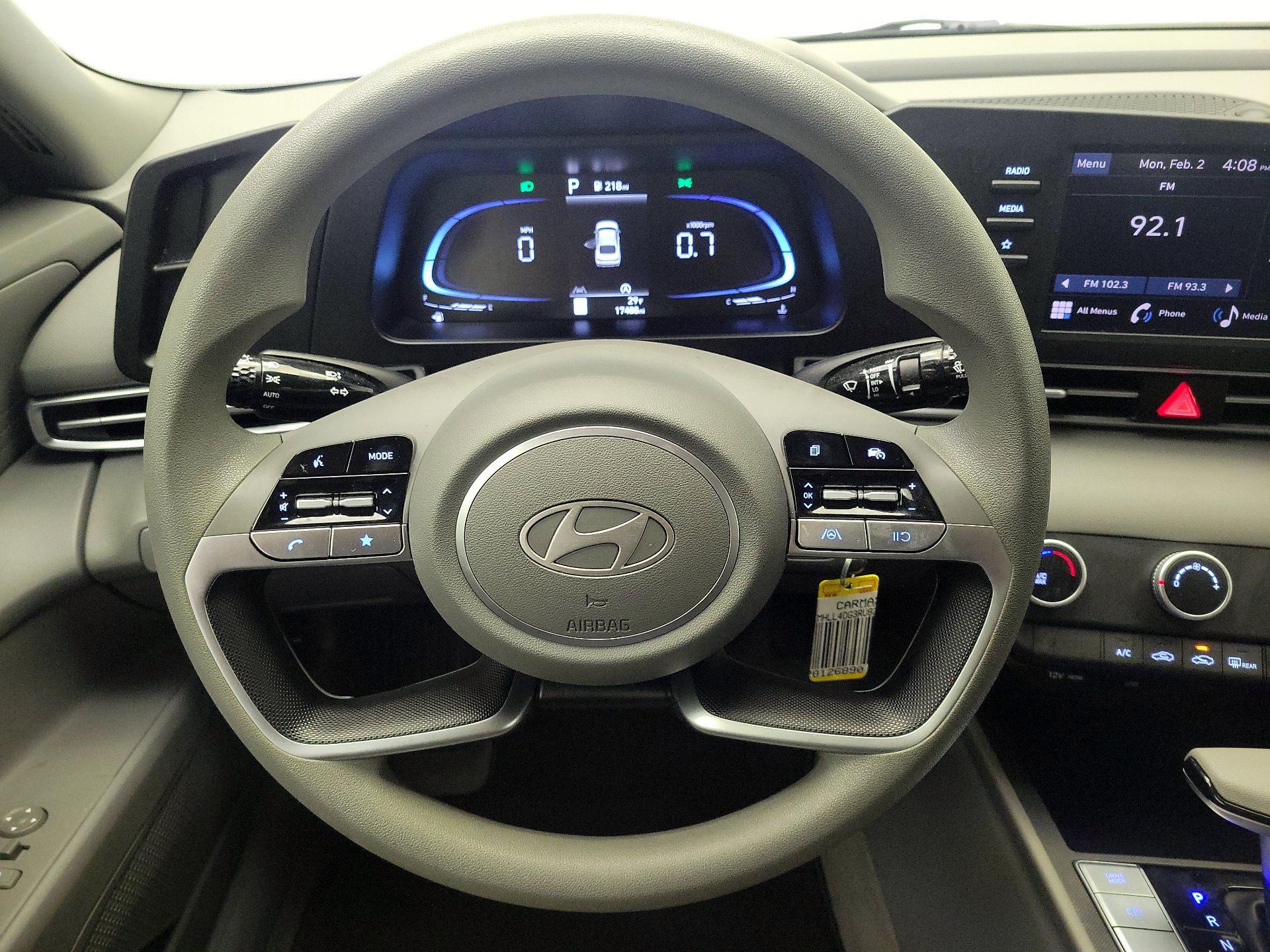 Thumbnail: 2024 Hyundai Elantra - 10