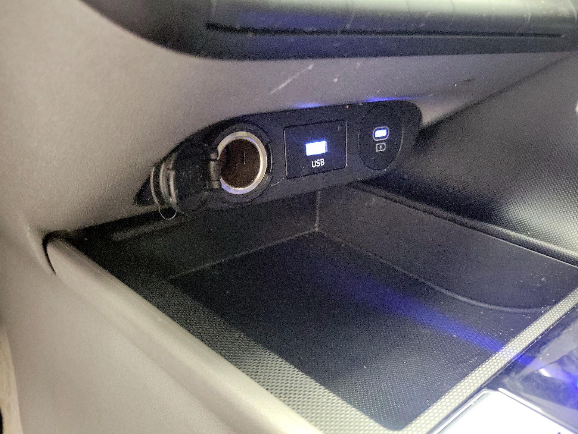 Thumbnail: 2024 Hyundai Elantra - 18