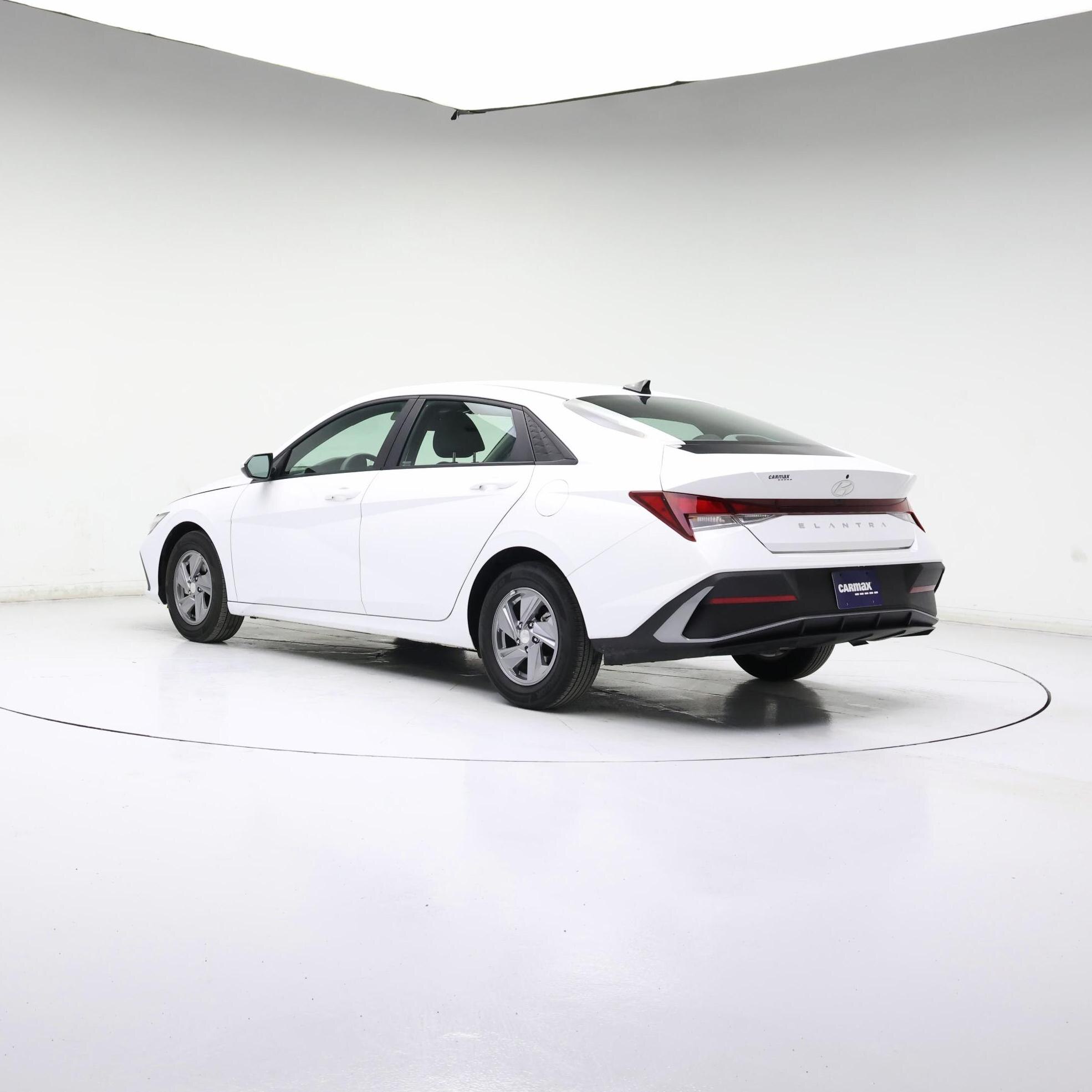 Thumbnail: 2024 Hyundai Elantra - 2