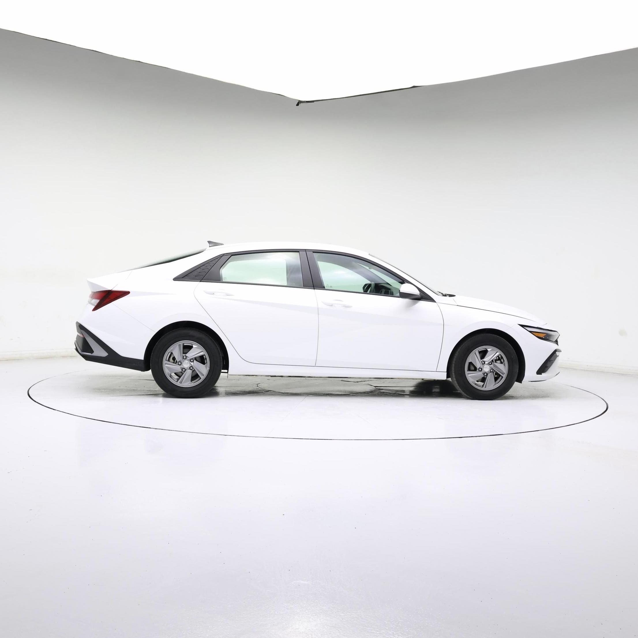 Thumbnail: 2024 Hyundai Elantra - 7