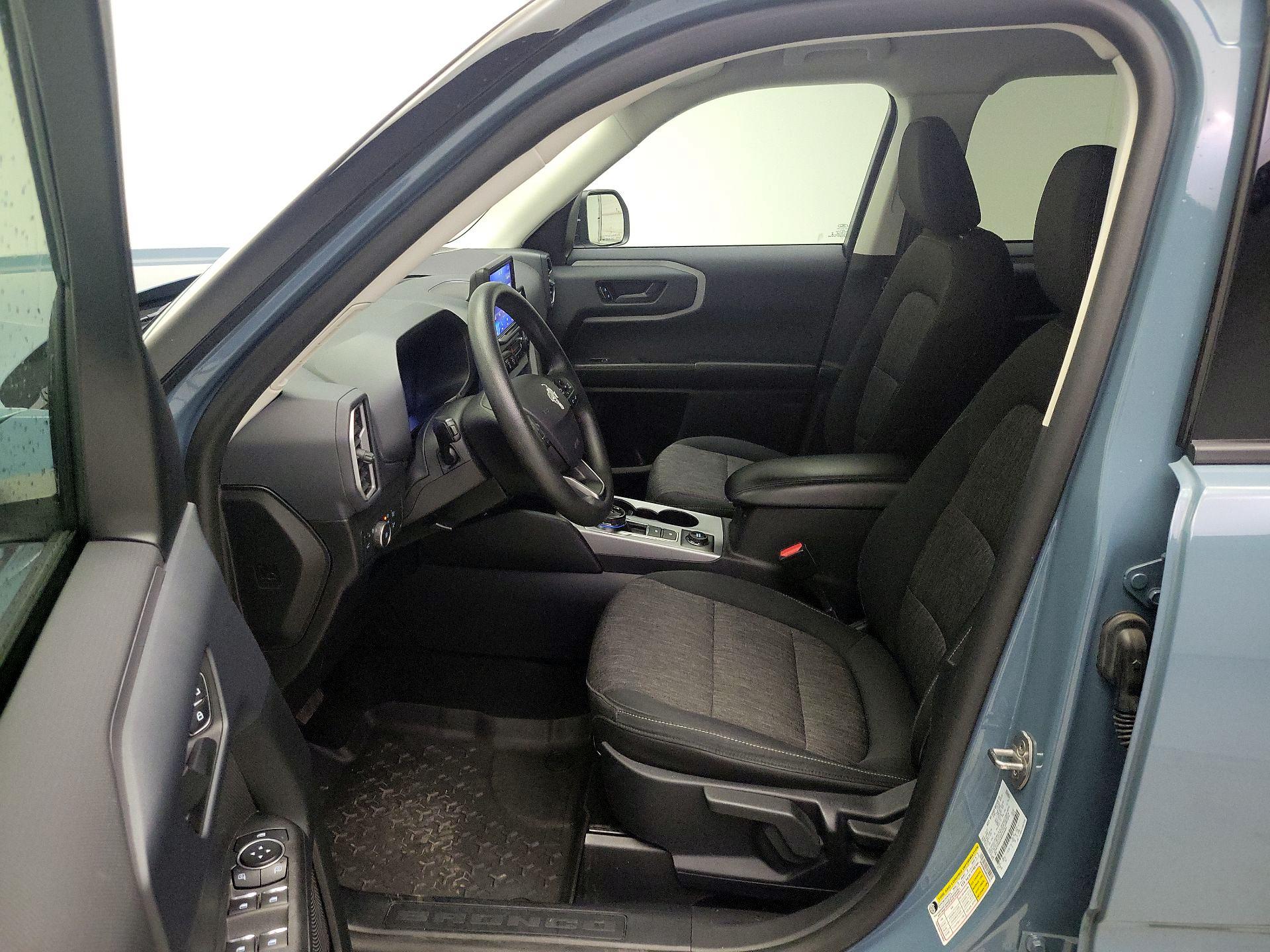 Thumbnail: 2021 Ford Bronco Sport - 11