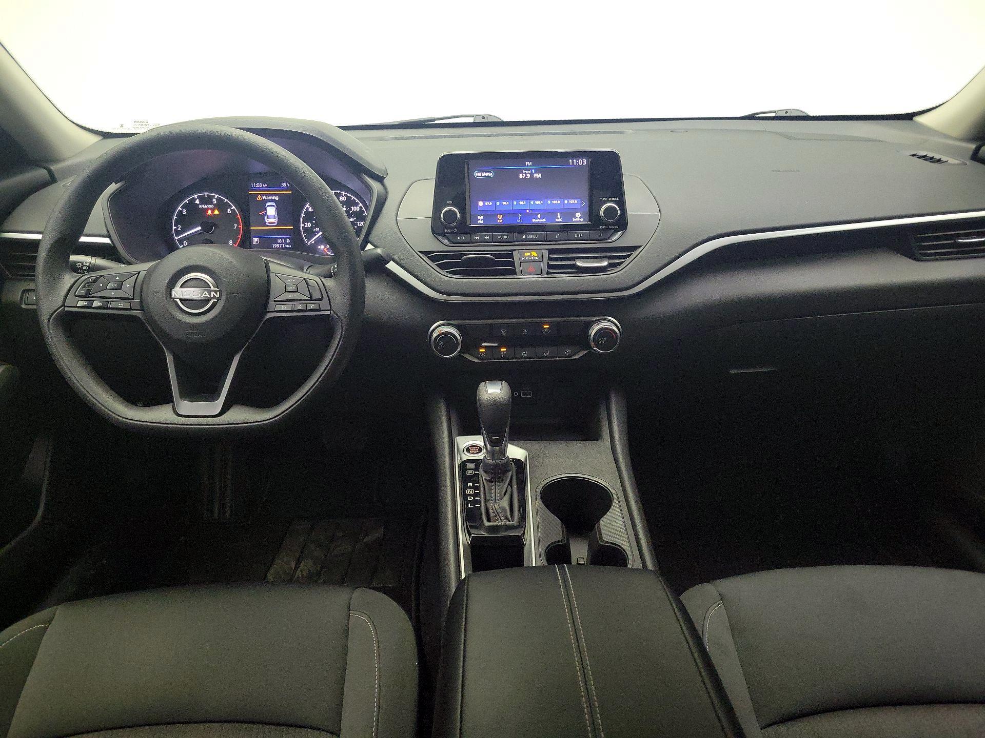 Thumbnail: 2023 Nissan Altima - 9