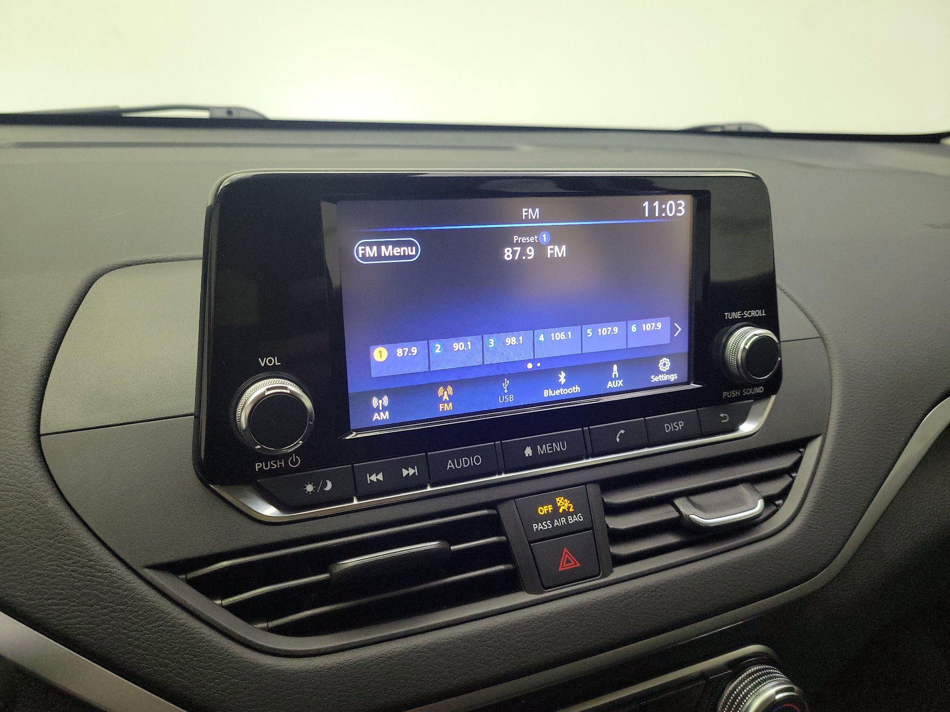 Thumbnail: 2023 Nissan Altima - 15