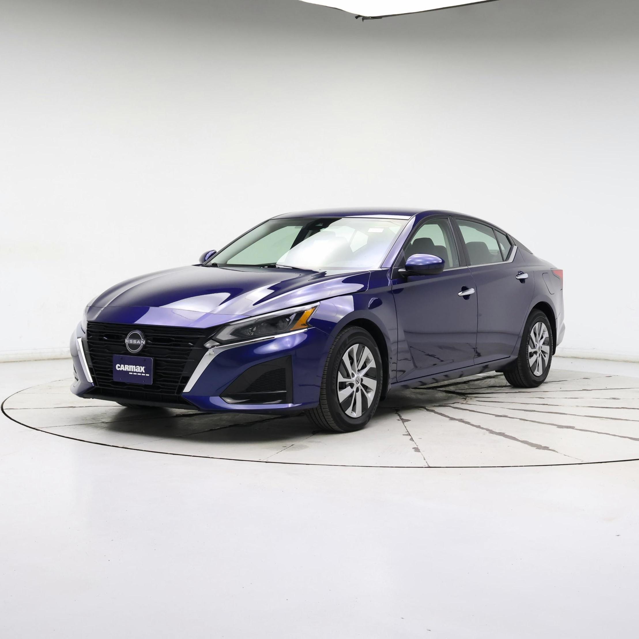 Thumbnail: 2023 Nissan Altima - 4