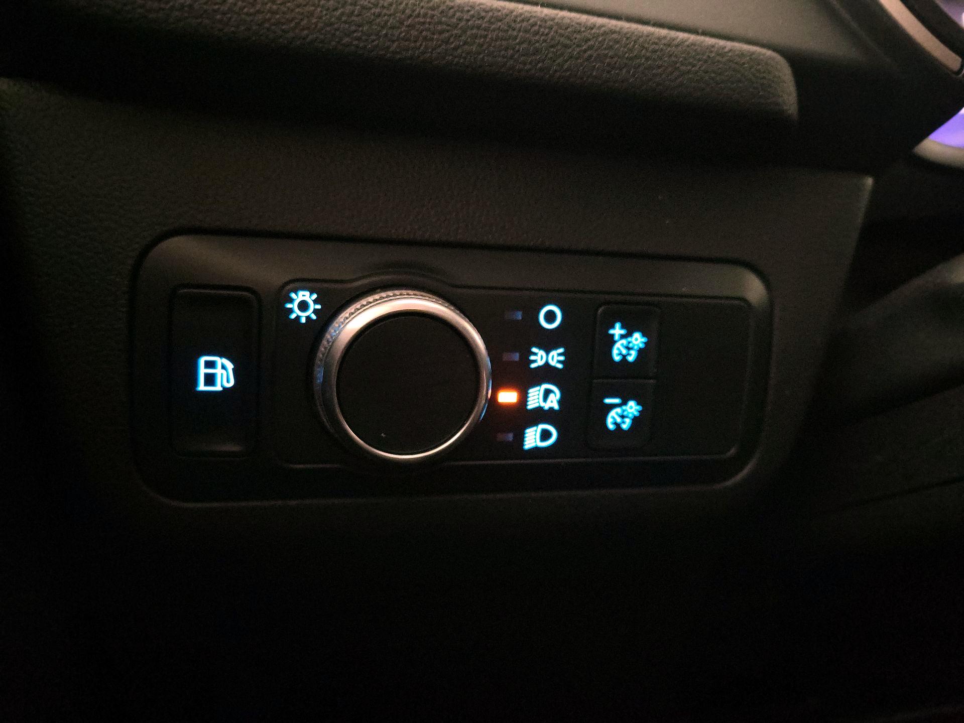 Thumbnail: 2022 Ford Escape - 11