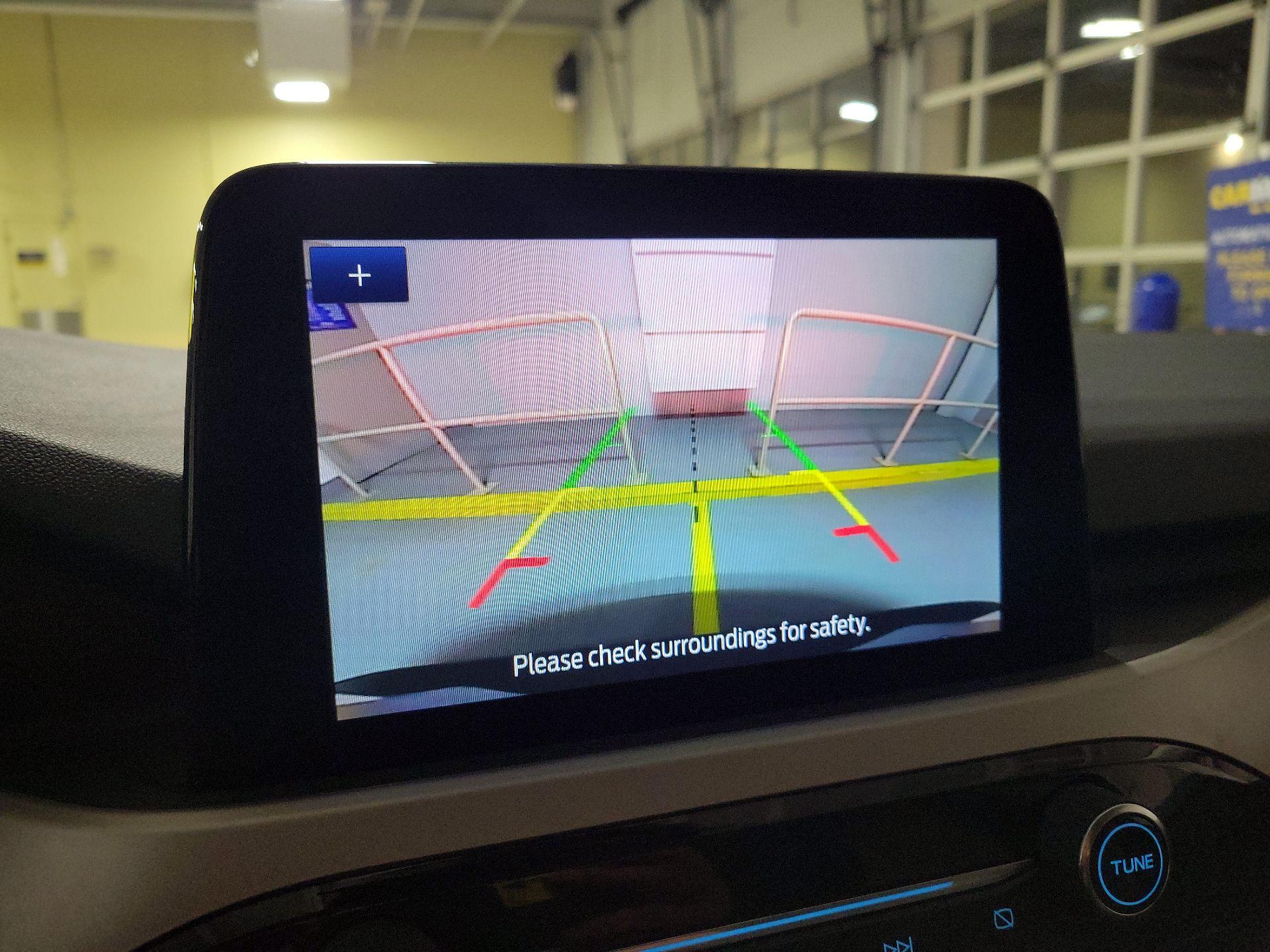 Thumbnail: 2022 Ford Escape - 12