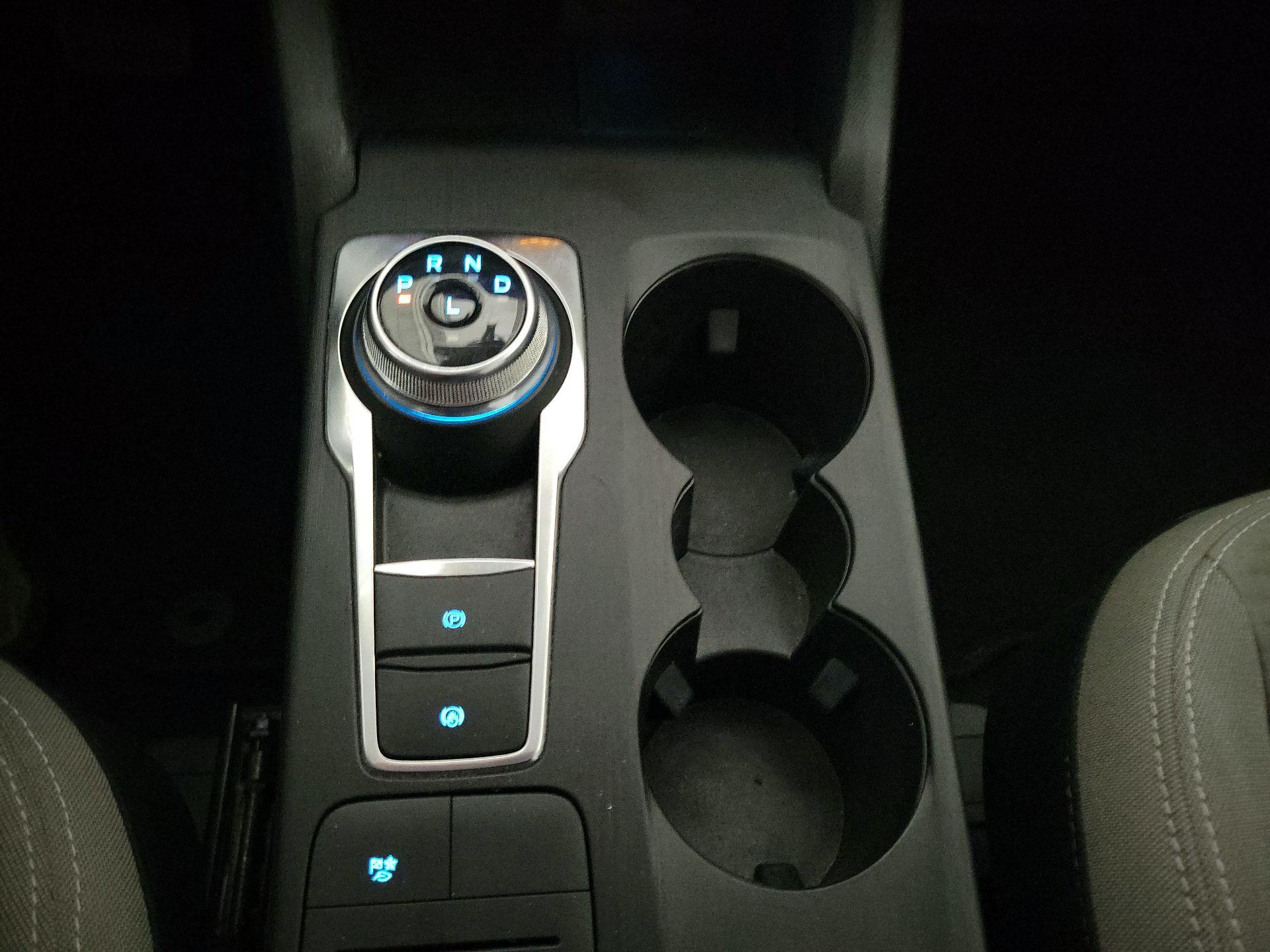 Thumbnail: 2022 Ford Escape - 15