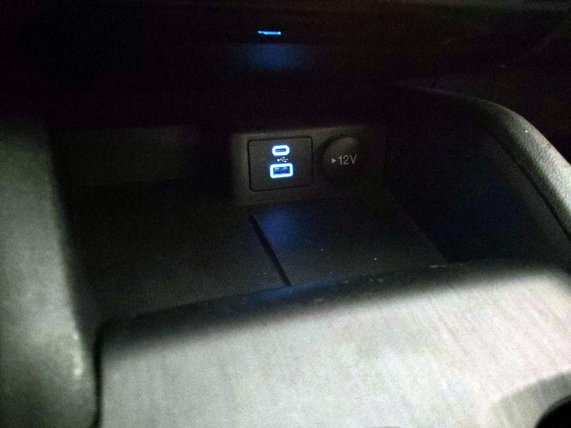 Thumbnail: 2022 Ford Escape - 16