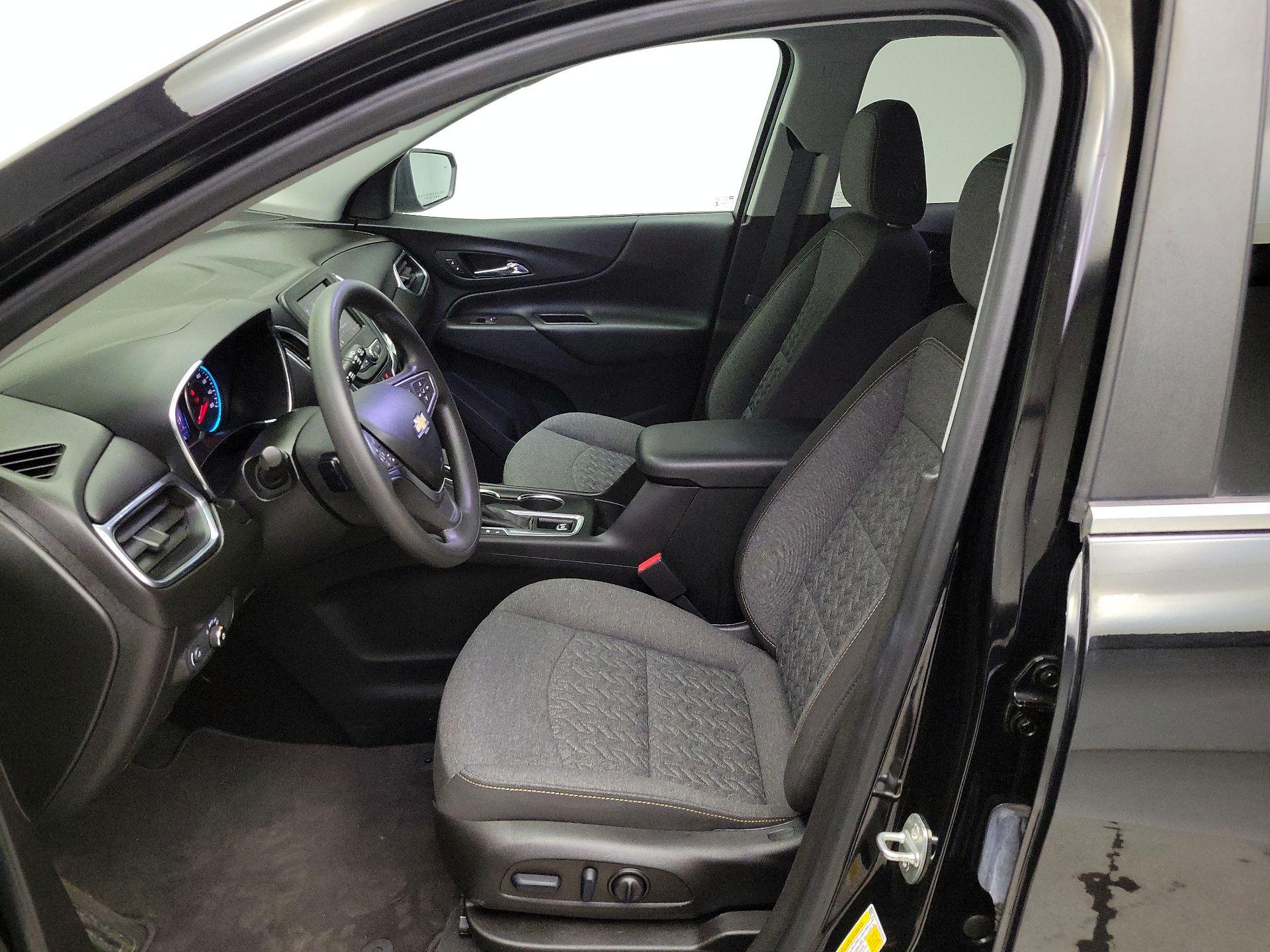 Thumbnail: 2022 Chevrolet Equinox - 11