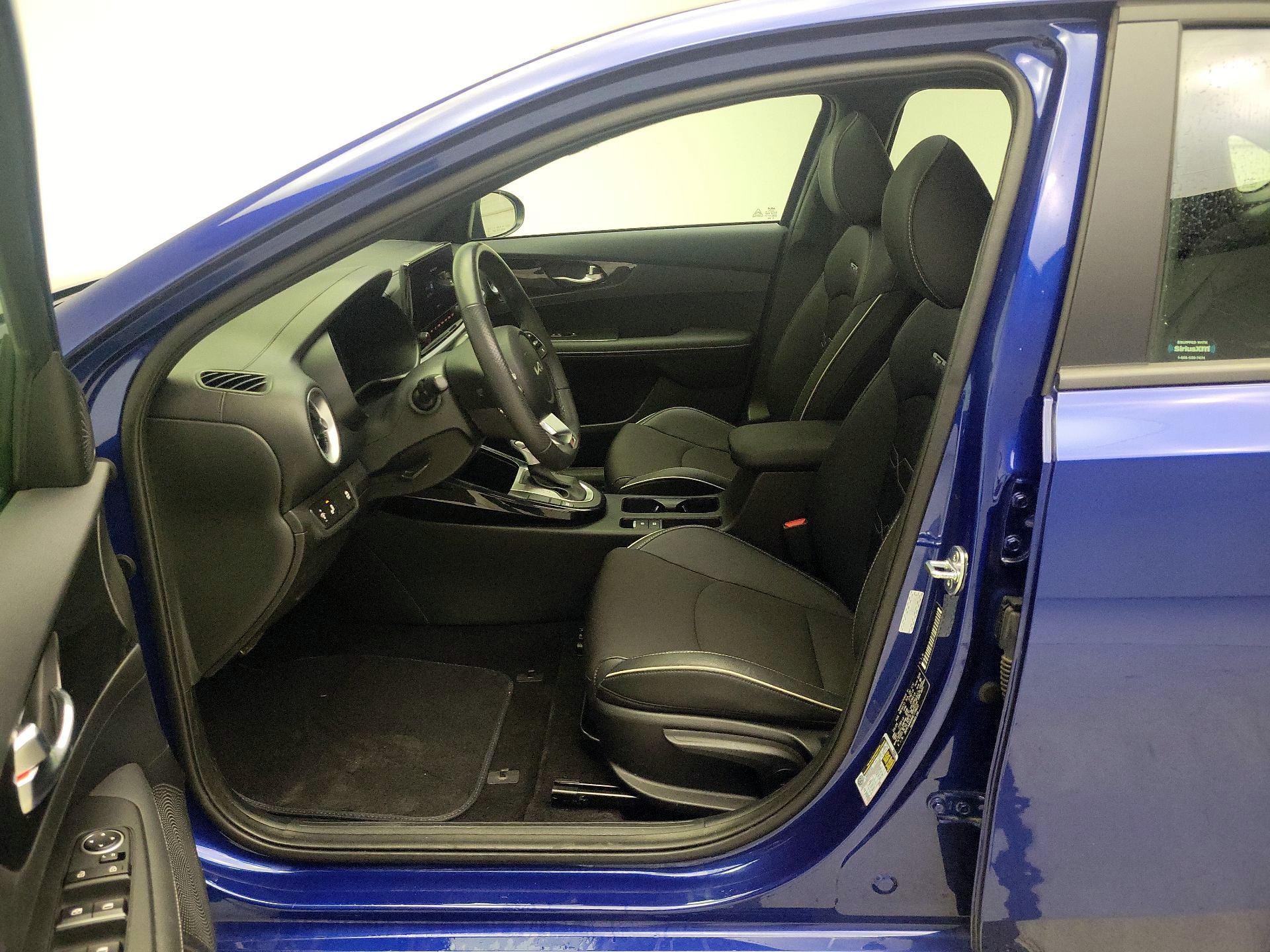 Thumbnail: 2024 Kia Forte - 11