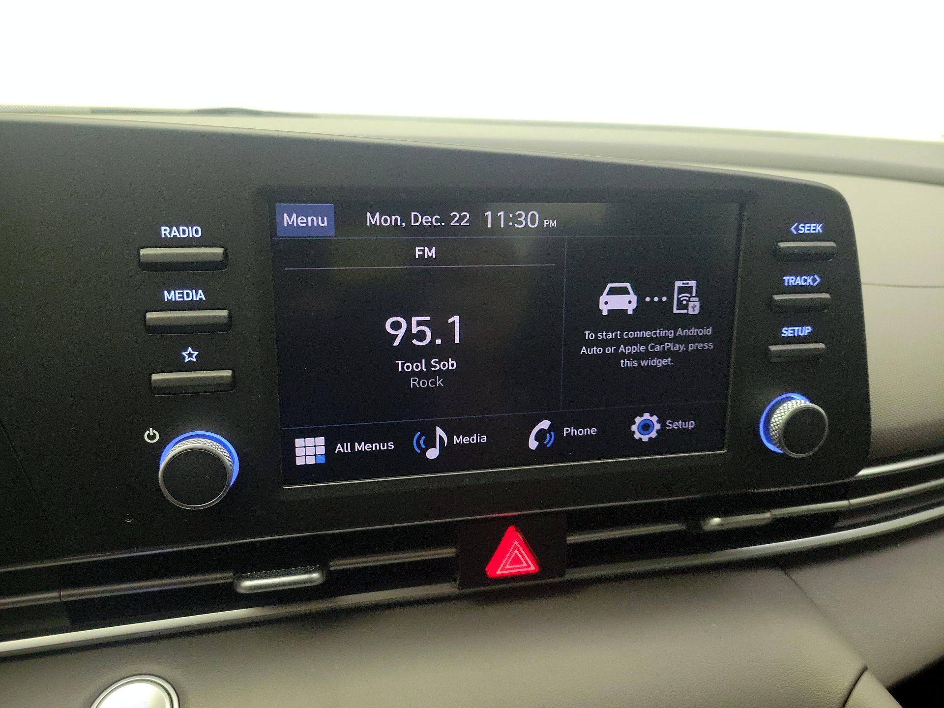 Thumbnail: 2025 Hyundai Elantra - 15