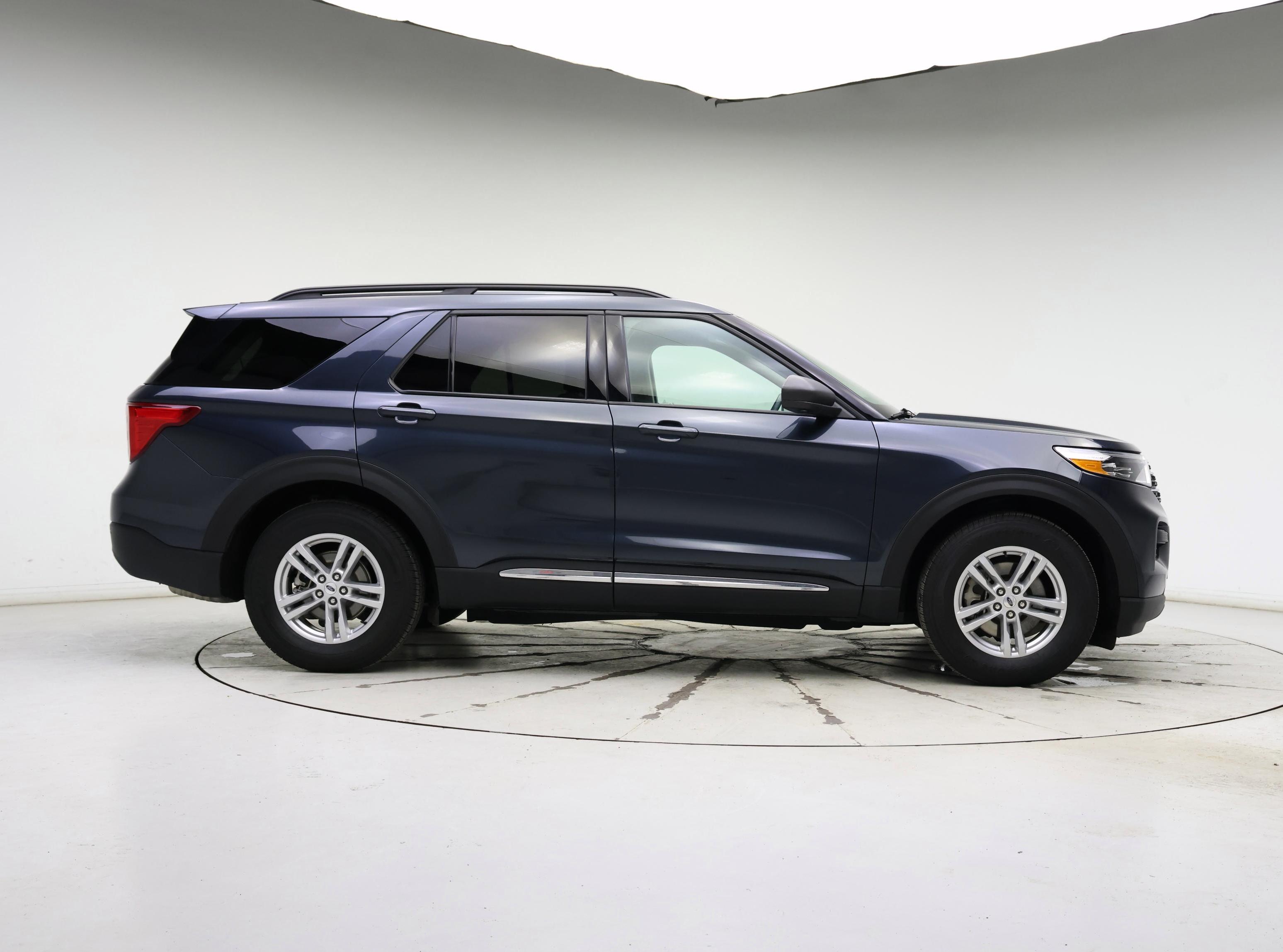 Thumbnail: 2023 Ford Explorer - 7