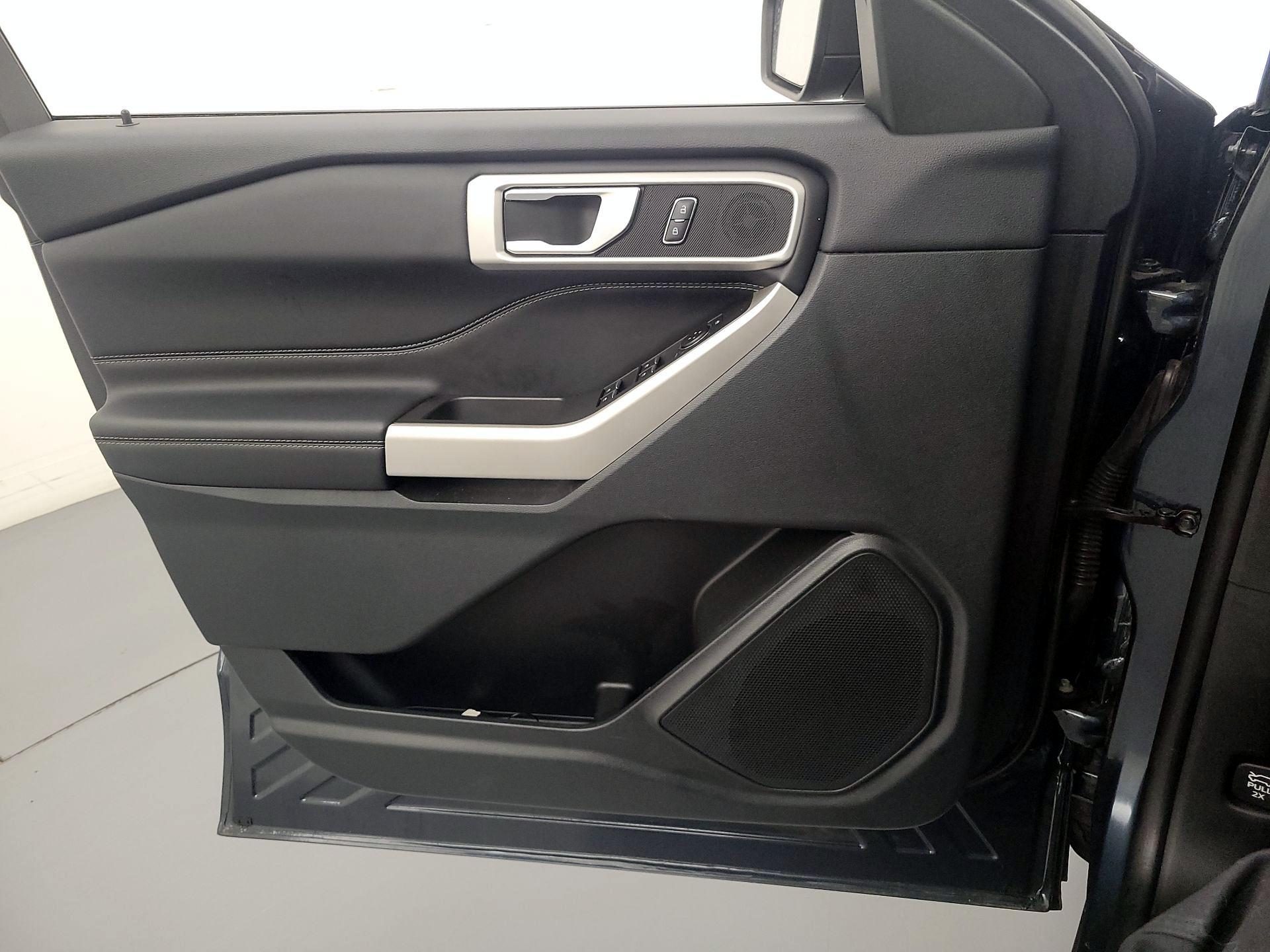 Thumbnail: 2023 Ford Explorer - 12