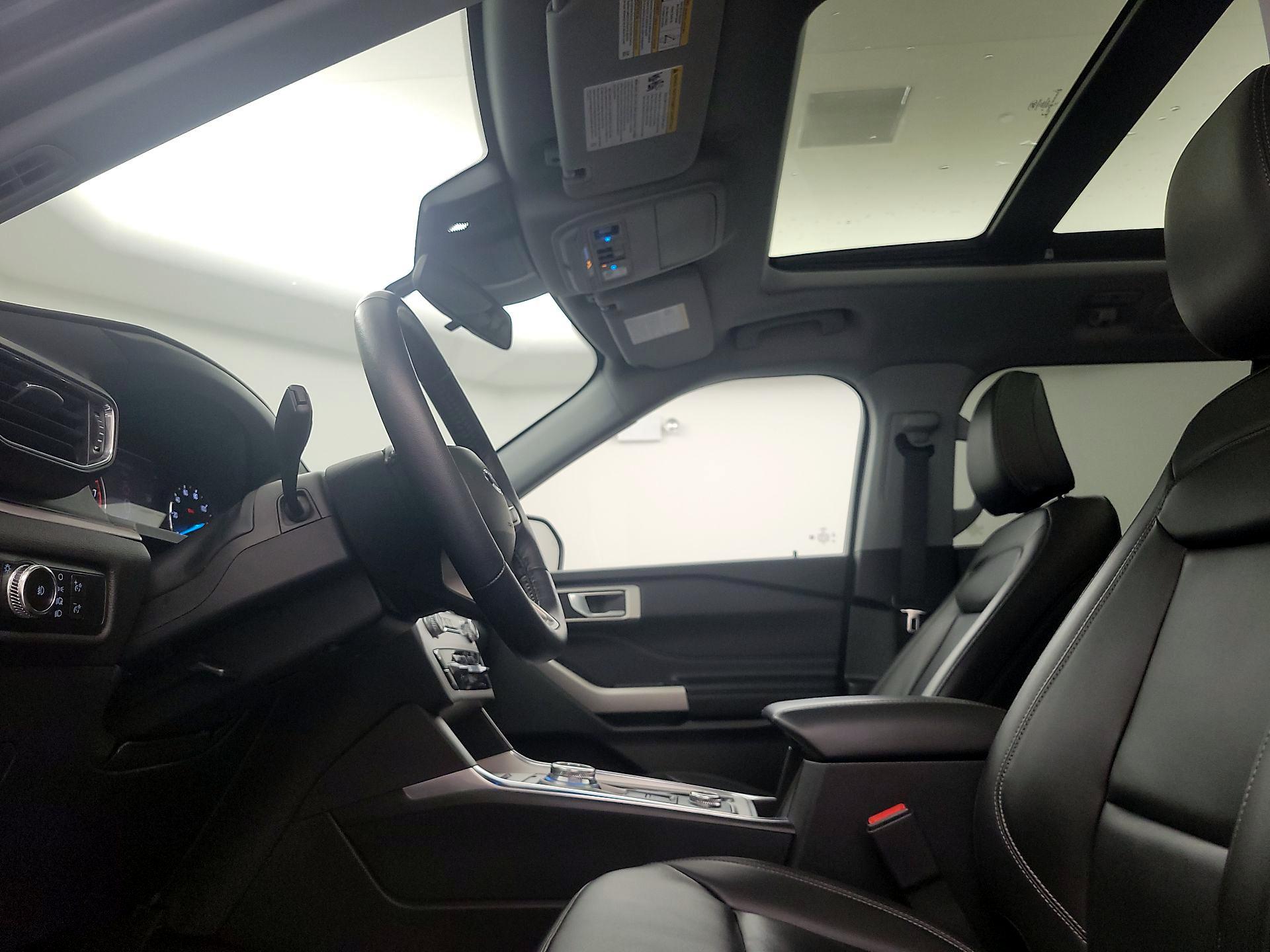 Thumbnail: 2023 Ford Explorer - 20