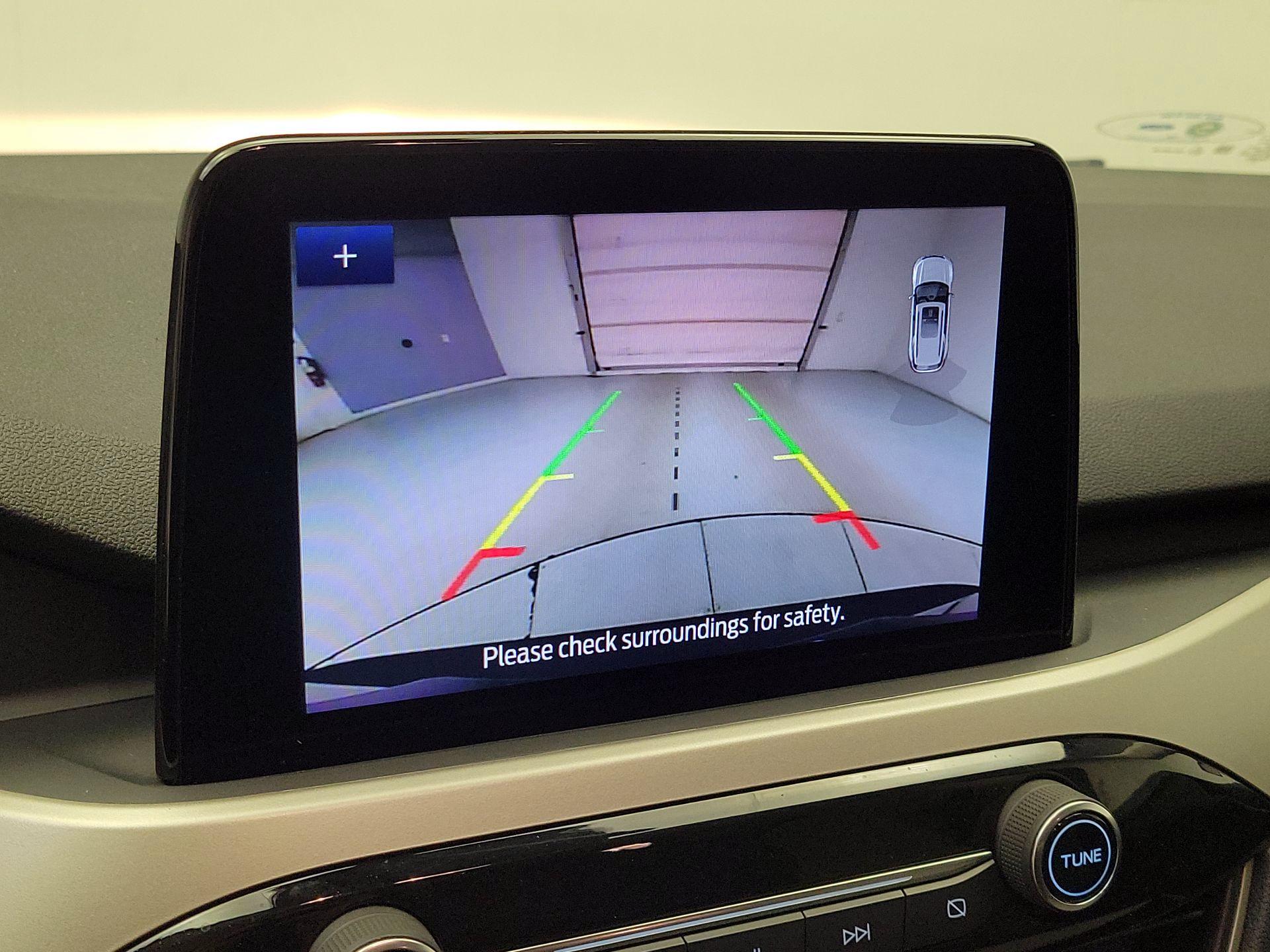 Thumbnail: 2022 Ford Escape - 14