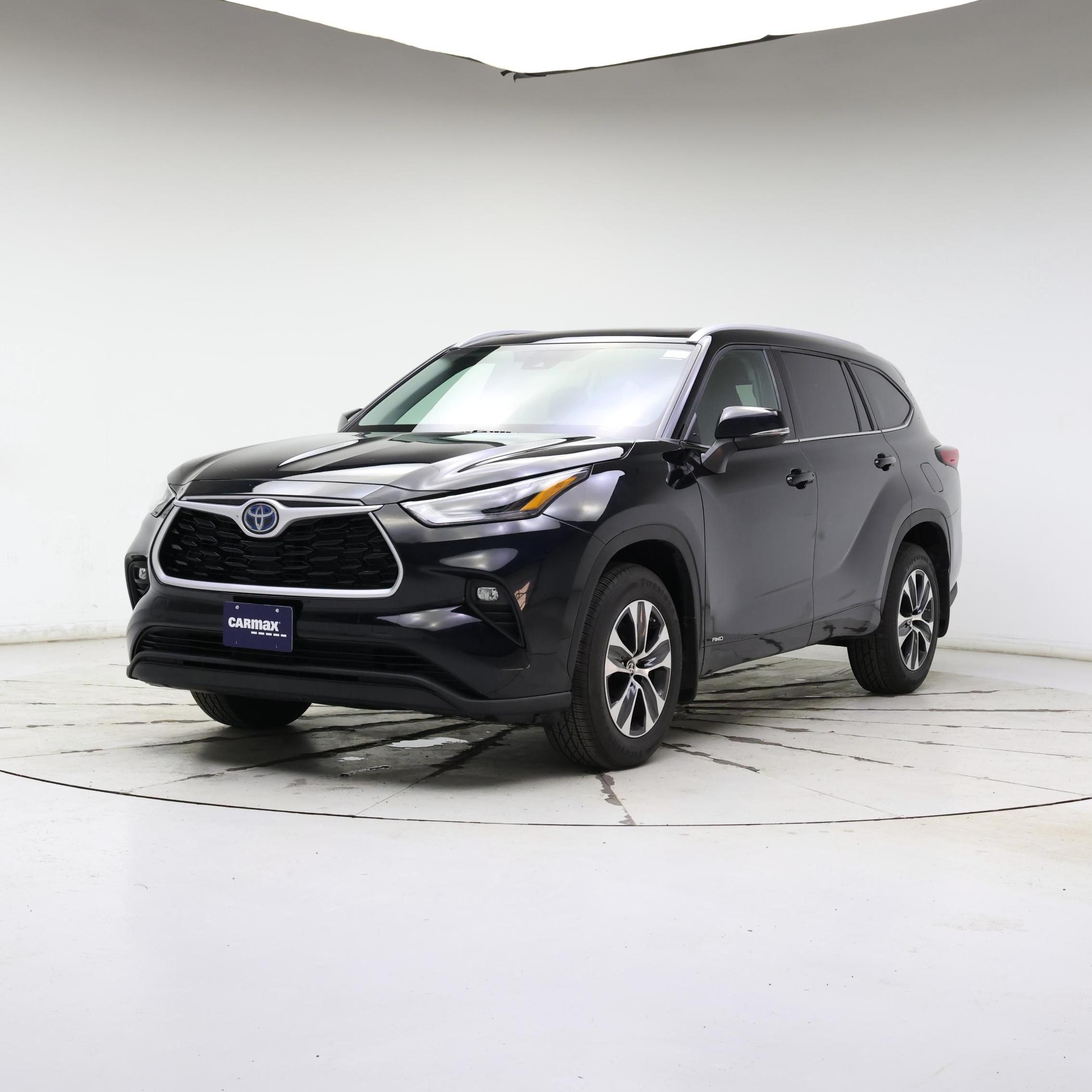 Thumbnail: 2022 Toyota Highlander - 4