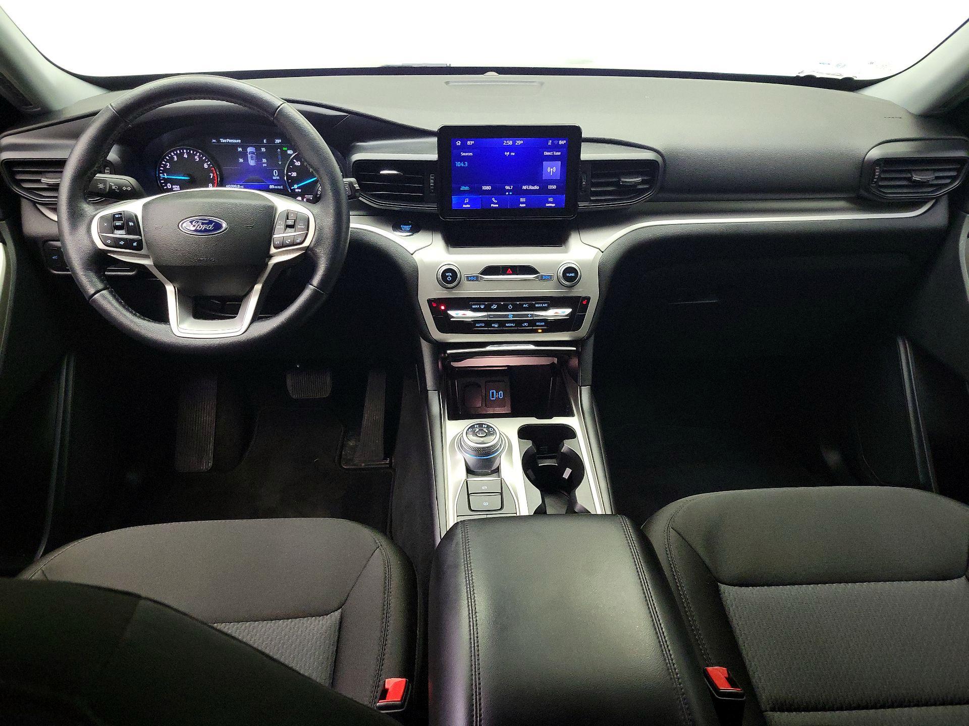 Thumbnail: 2022 Ford Explorer - 9