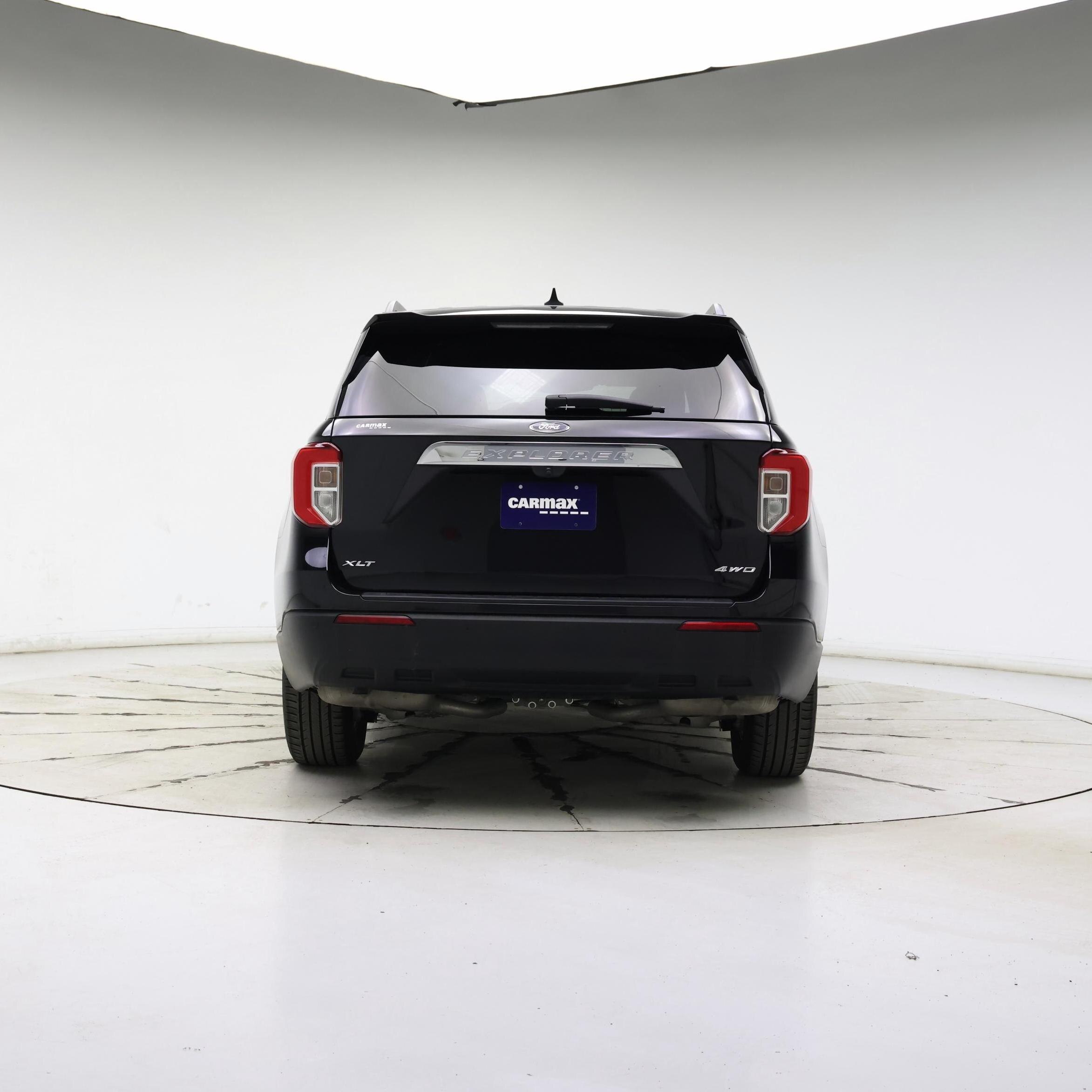 Thumbnail: 2022 Ford Explorer - 6