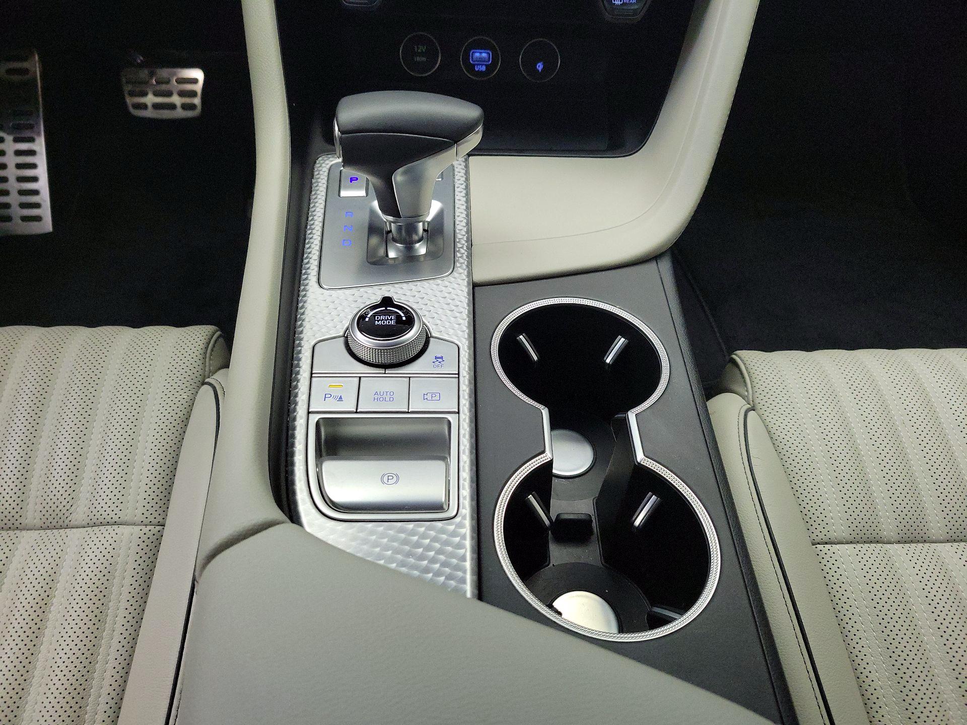 Thumbnail: 2023 Genesis G70 - 18