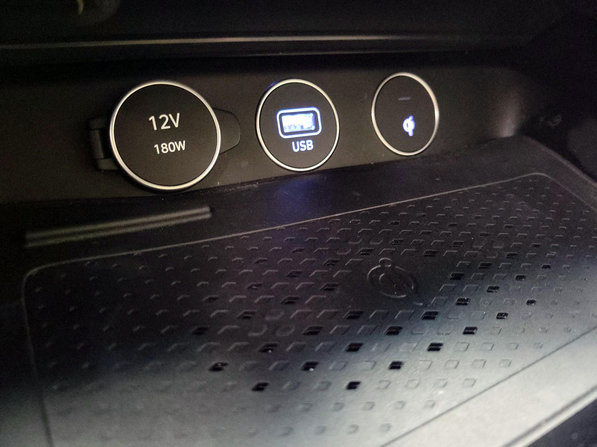 Thumbnail: 2023 Genesis G70 - 19