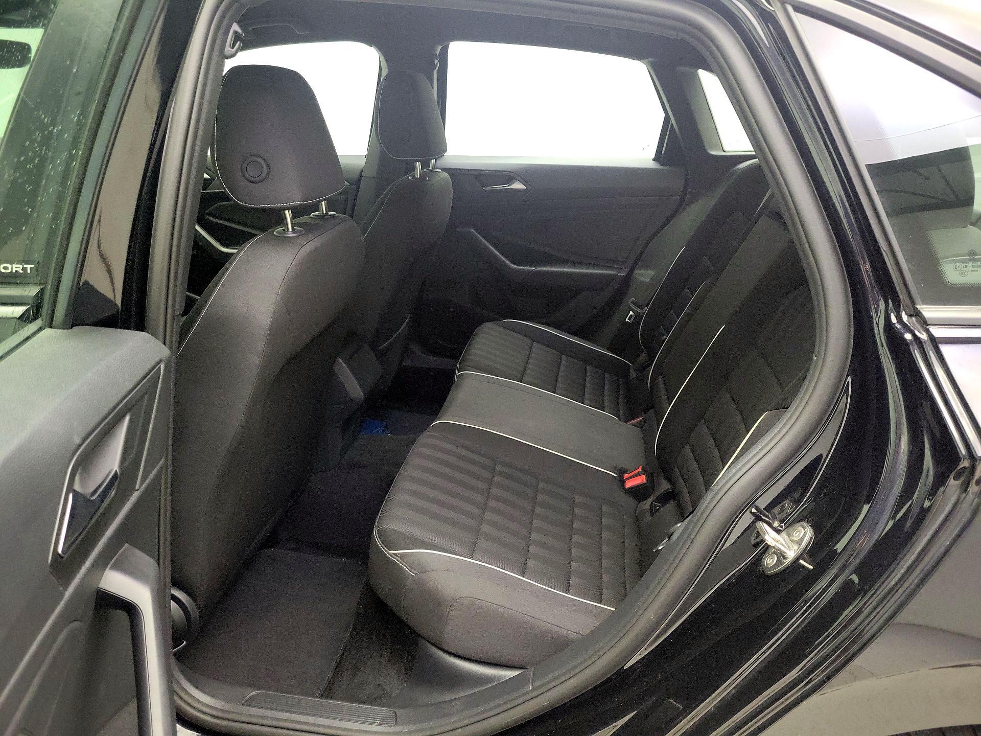 Thumbnail: 2024 Volkswagen Jetta - 19