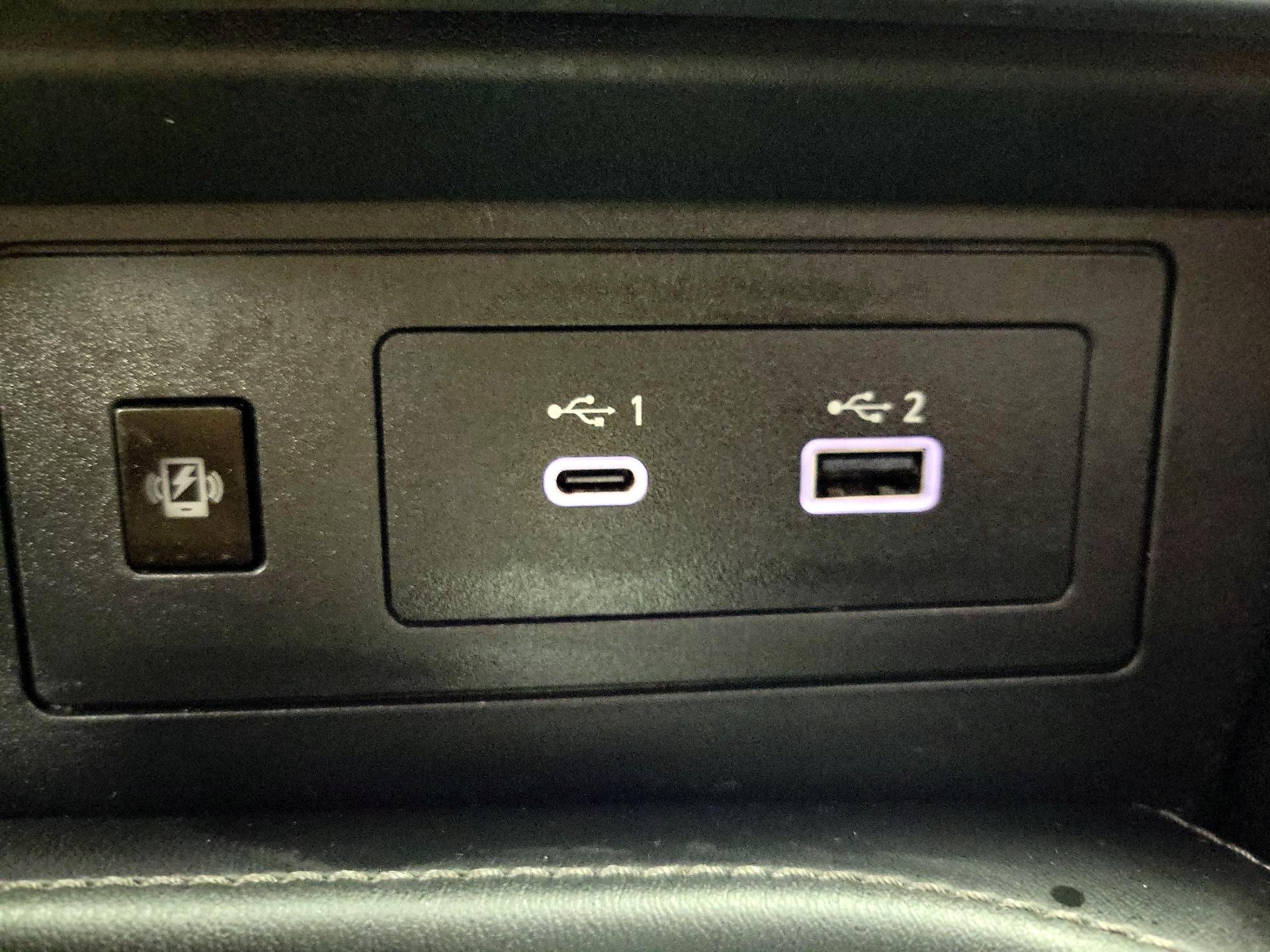 Thumbnail: 2023 INFINITI QX80 - 18