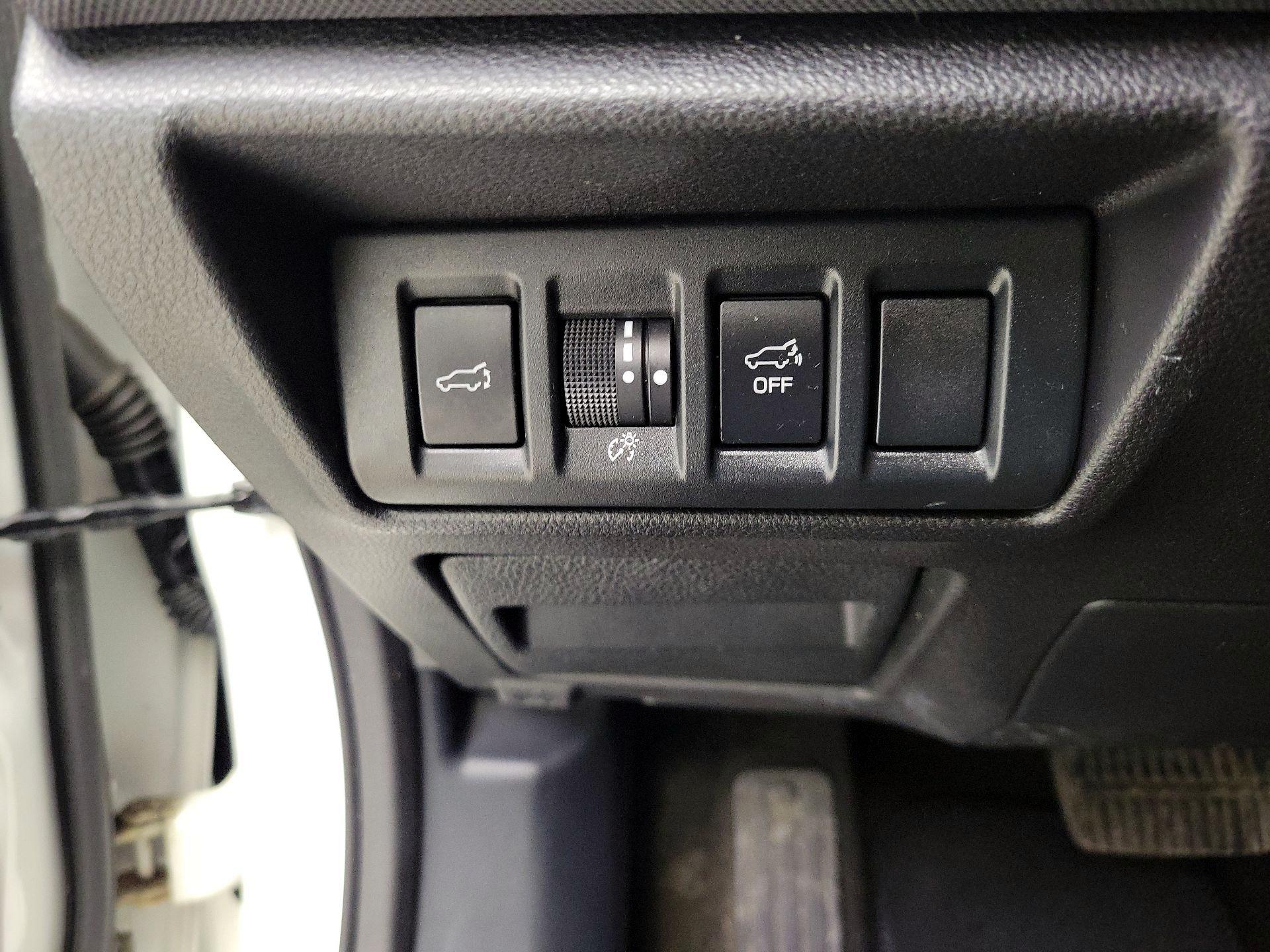 Thumbnail: 2022 Subaru Outback - 13