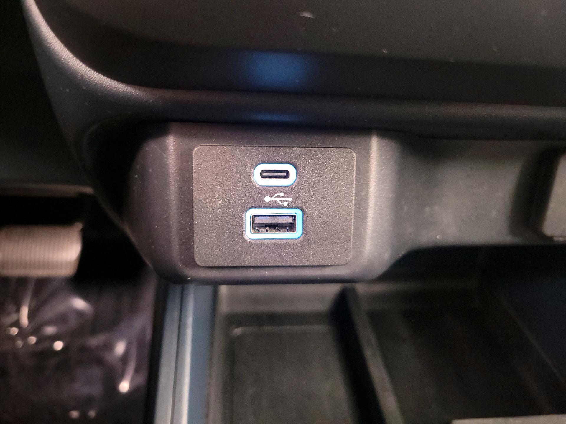 Thumbnail: 2022 Ford Maverick - 18