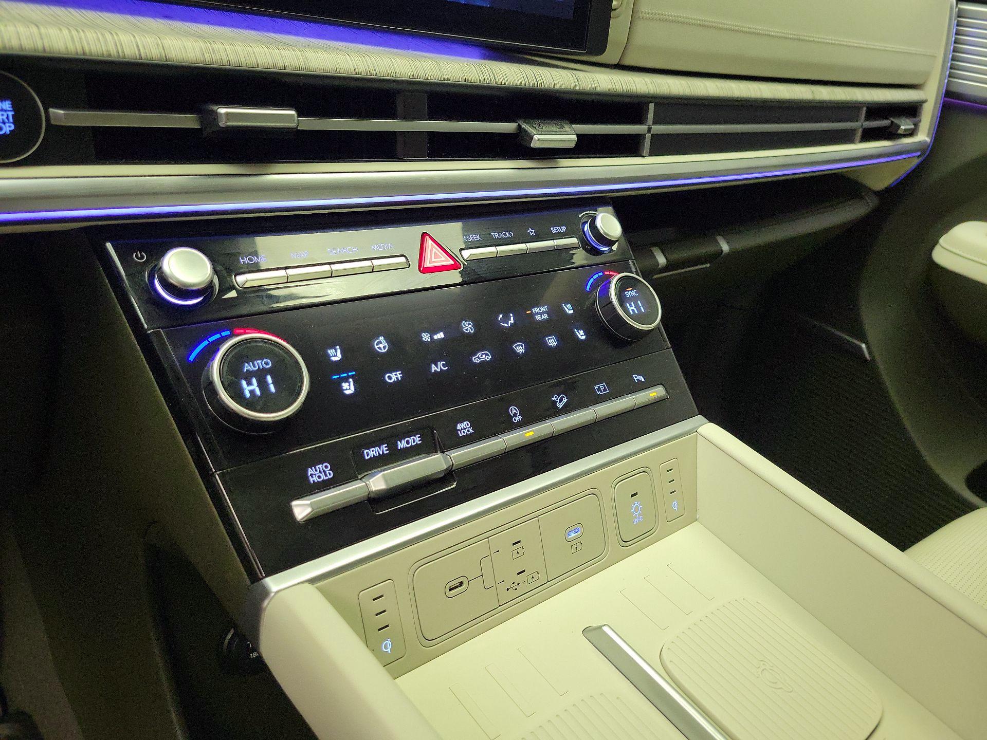 Thumbnail: 2025 Hyundai Santa Fe - 17