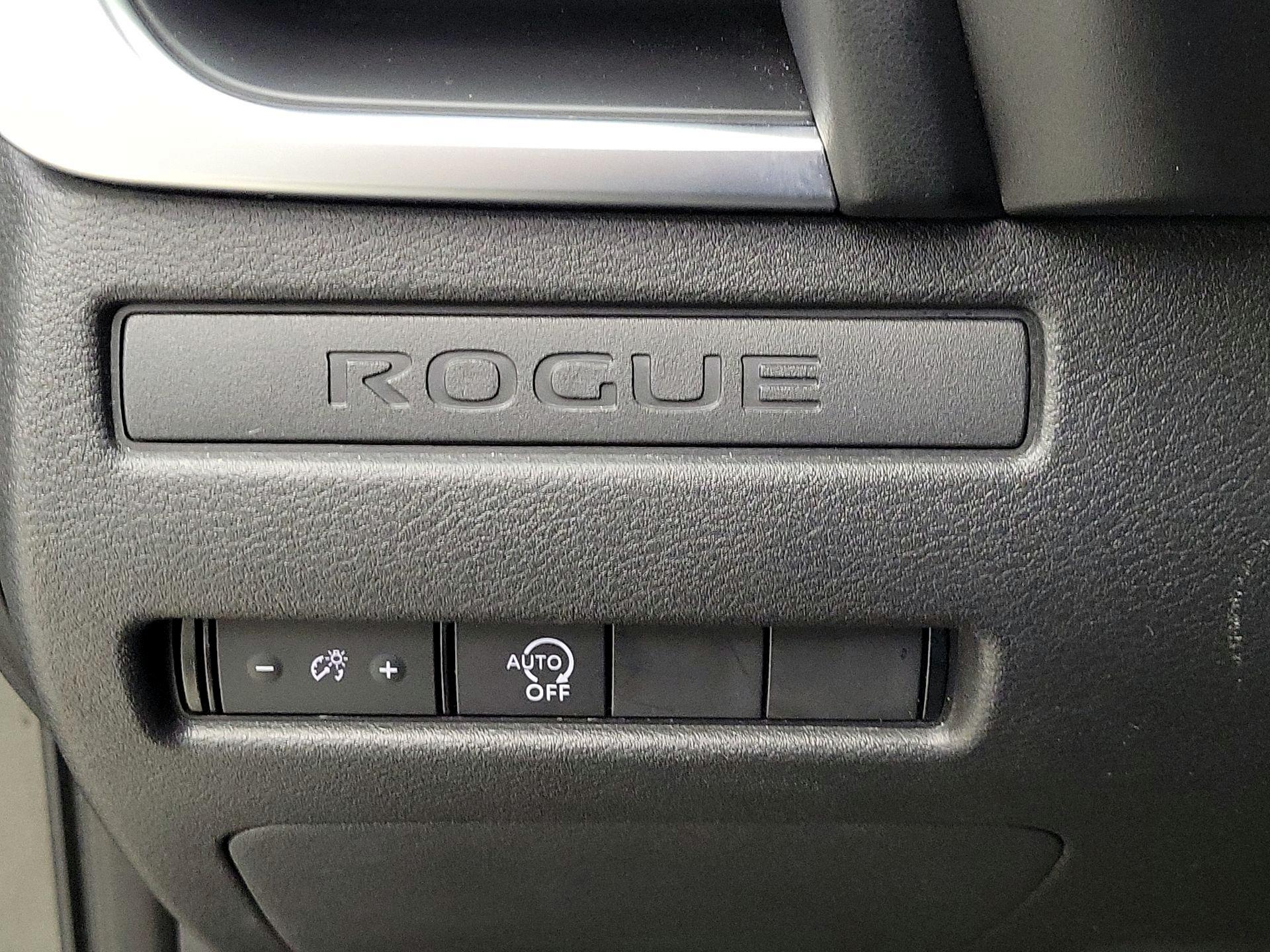 Thumbnail: 2023 Nissan Rogue - 13