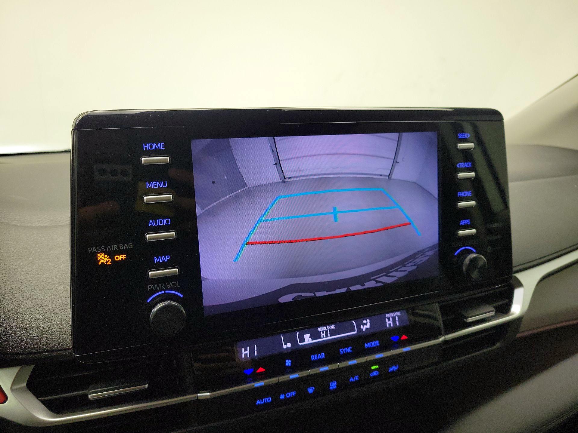 Thumbnail: 2024 Toyota Sienna - 14