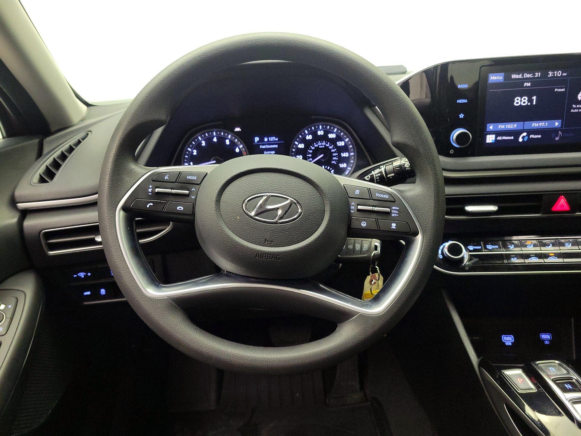 Thumbnail: 2023 Hyundai Sonata - 10