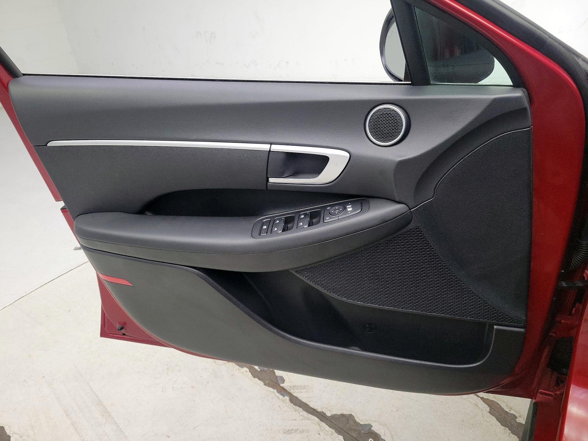 Thumbnail: 2023 Hyundai Sonata - 12