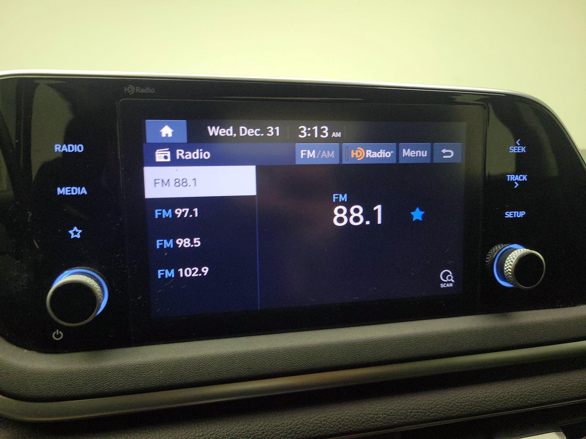 Thumbnail: 2023 Hyundai Sonata - 15