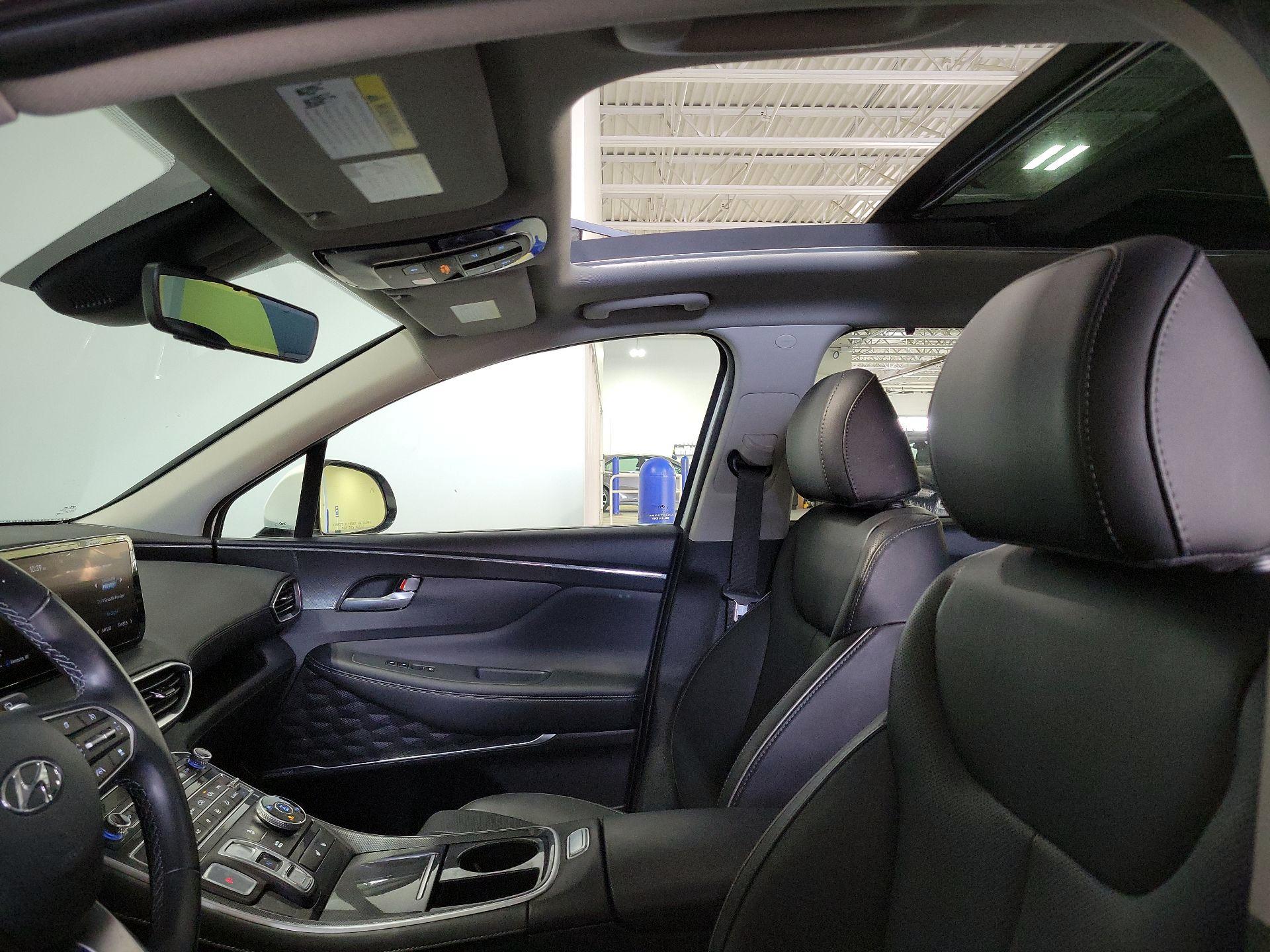 Thumbnail: 2022 Hyundai Santa Fe - 18