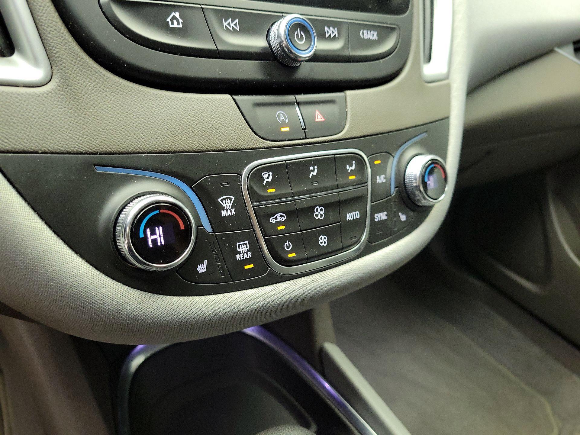 Thumbnail: 2023 Chevrolet Malibu - 16