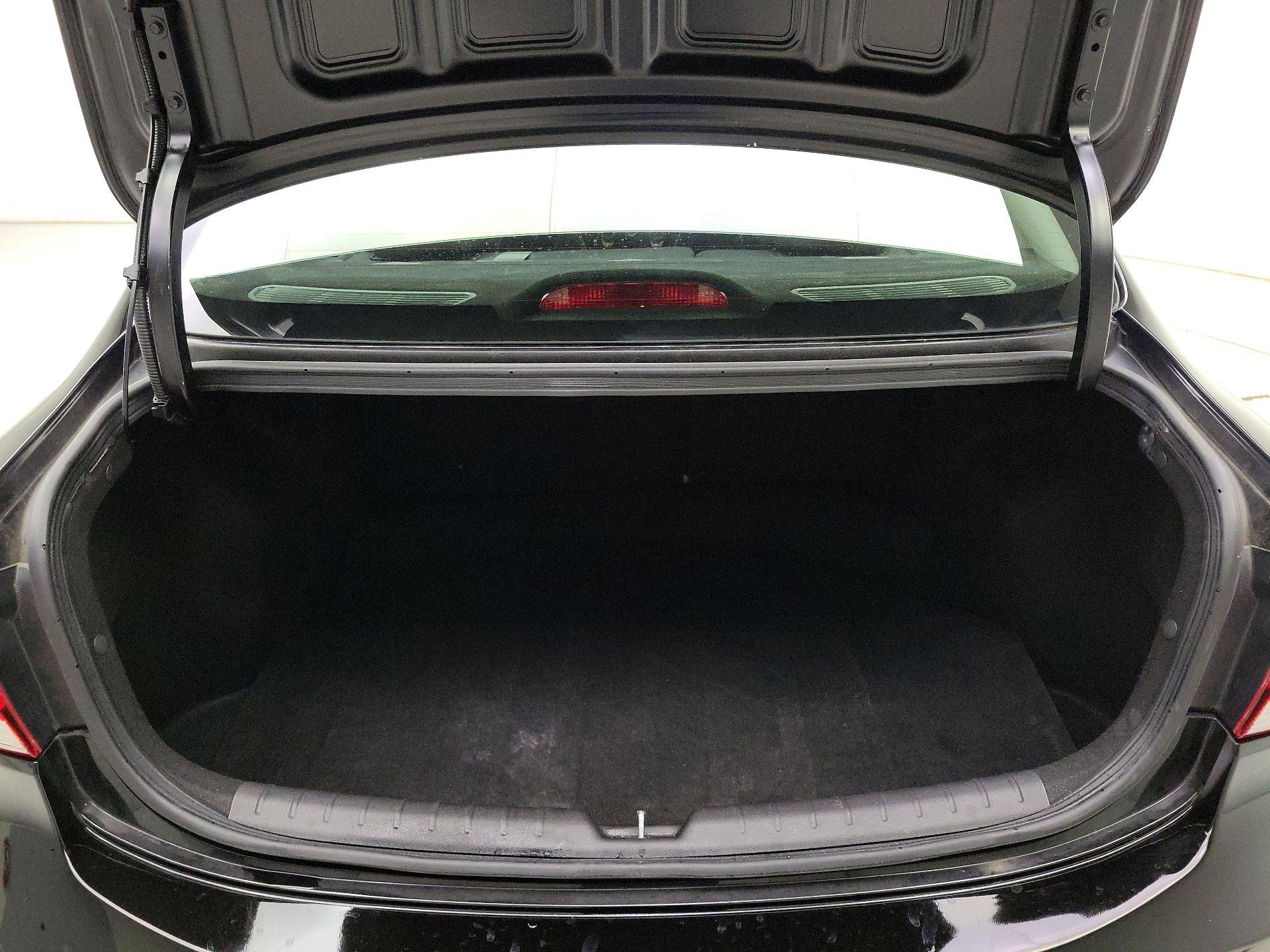 Thumbnail: 2022 Kia Rio - 19