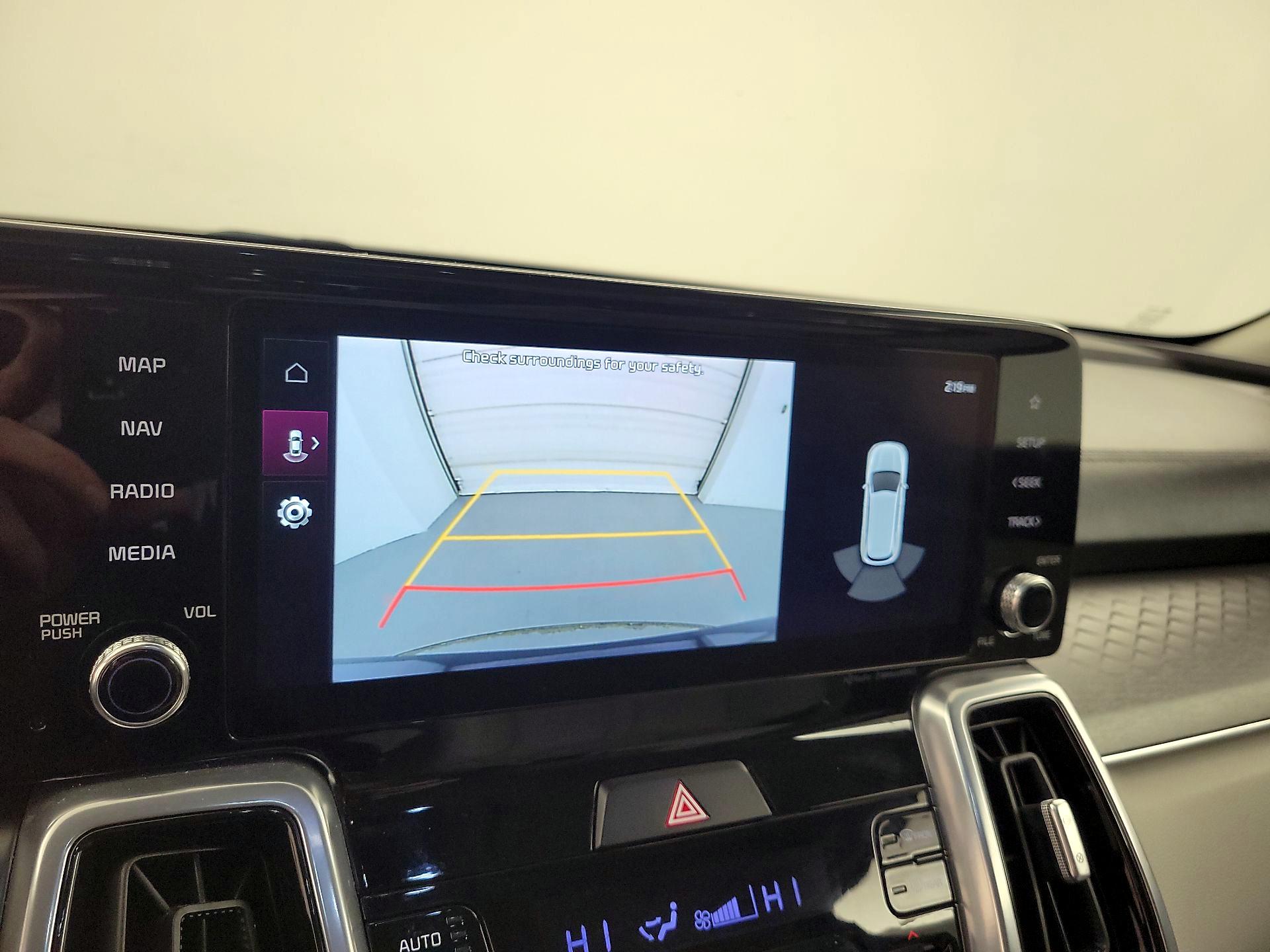 Thumbnail: 2023 Kia Sorento - 15