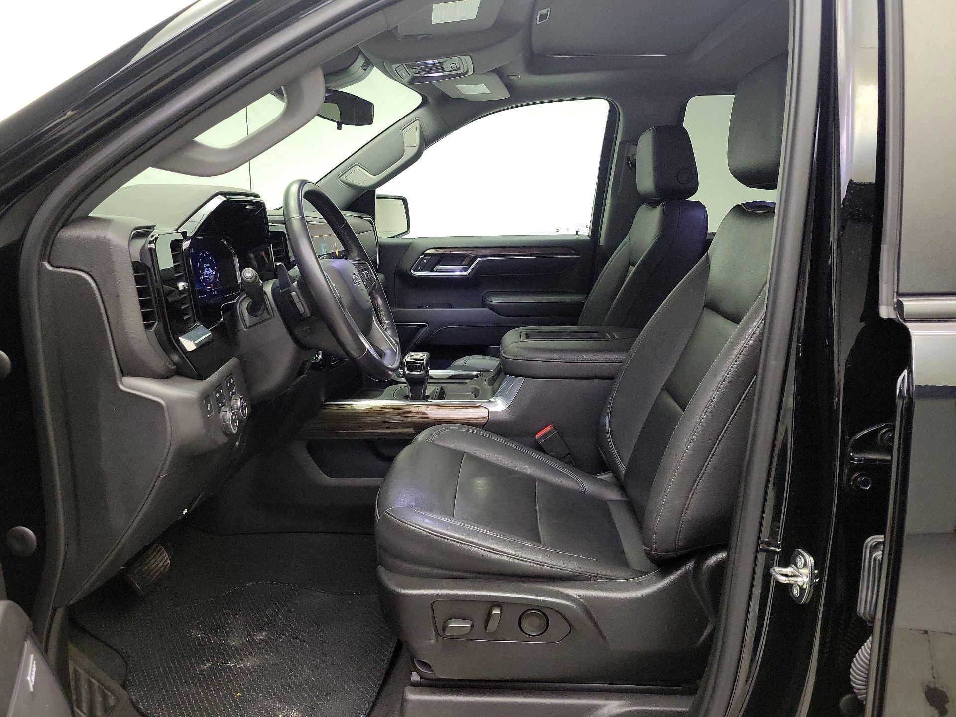 Thumbnail: 2022 Chevrolet Silverado 1500 - 11