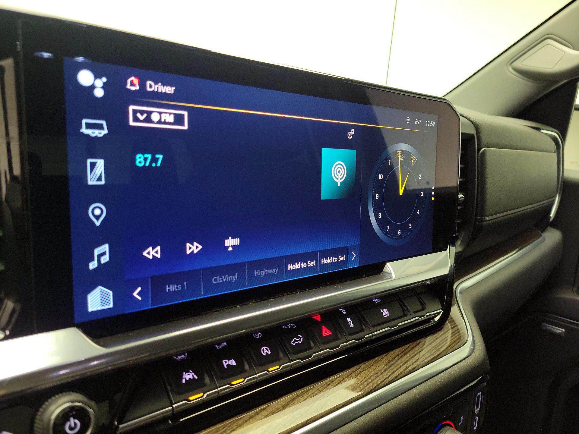 Thumbnail: 2022 Chevrolet Silverado 1500 - 15