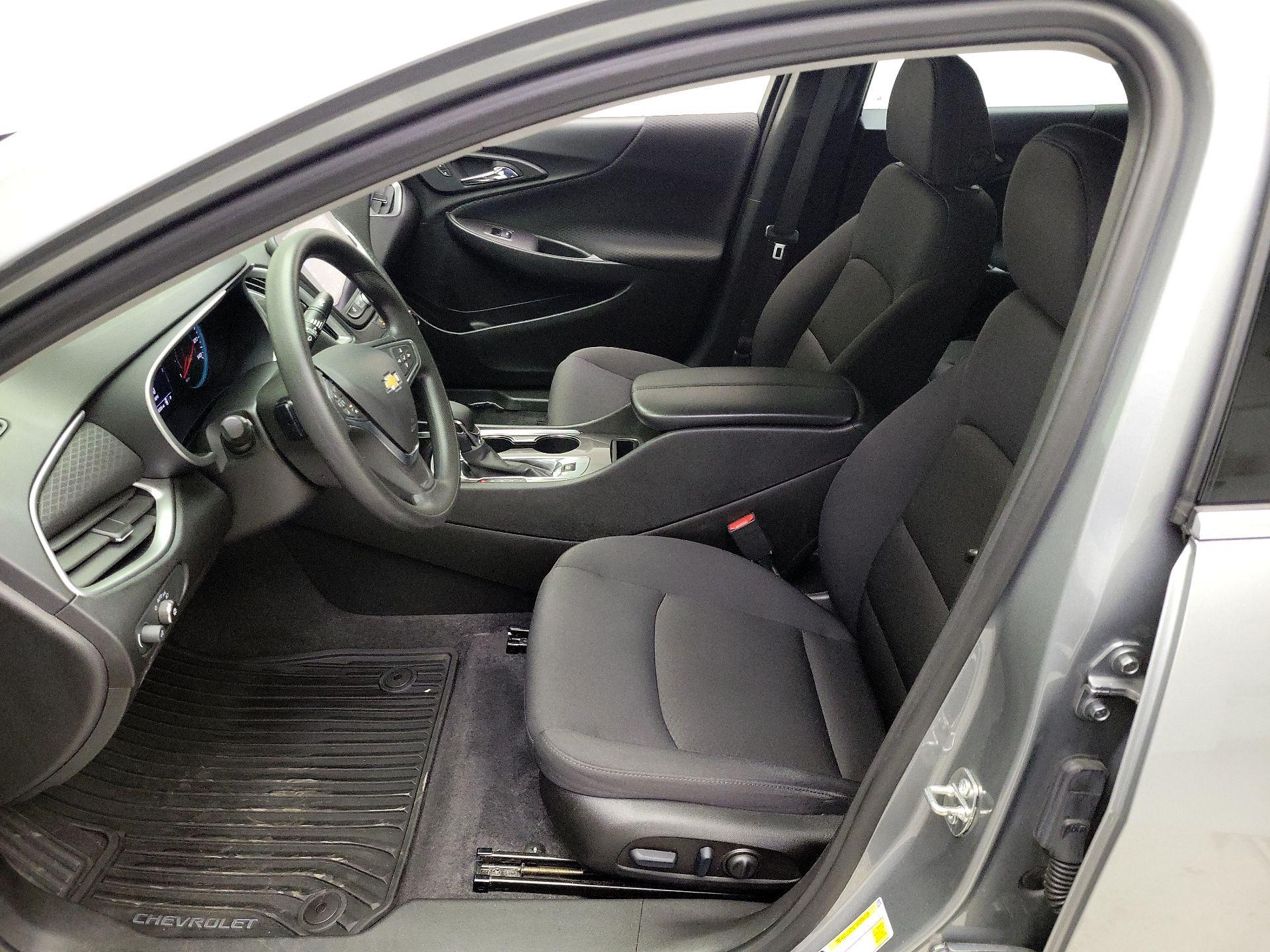 Thumbnail: 2023 Chevrolet Malibu - 11